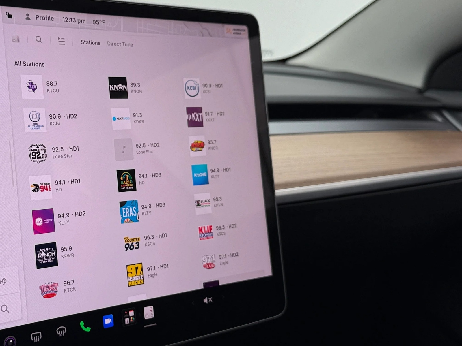 Thumbnail: 2023 Tesla Model 3 - 3