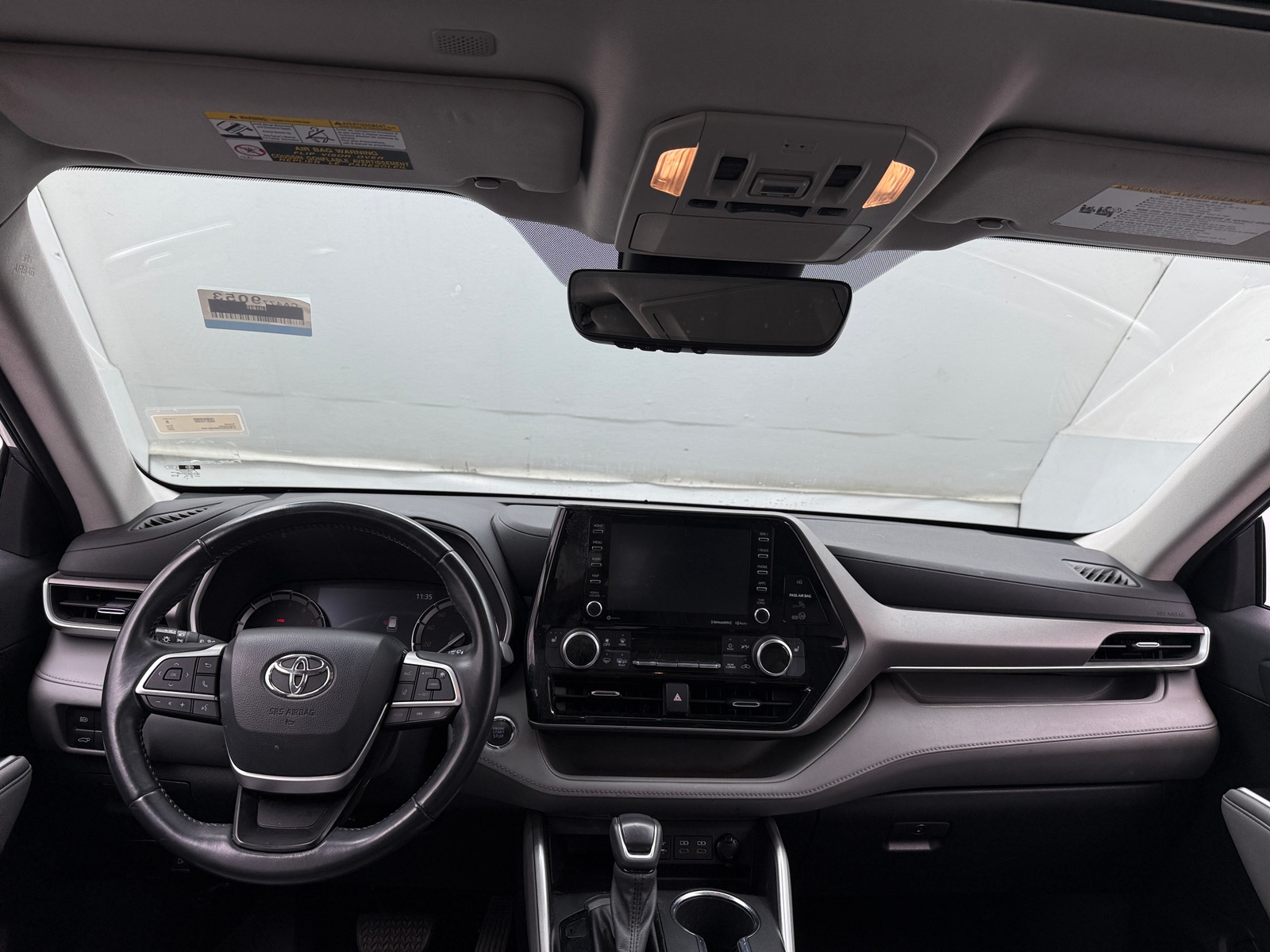 Thumbnail: 2022 Toyota Highlander - 2