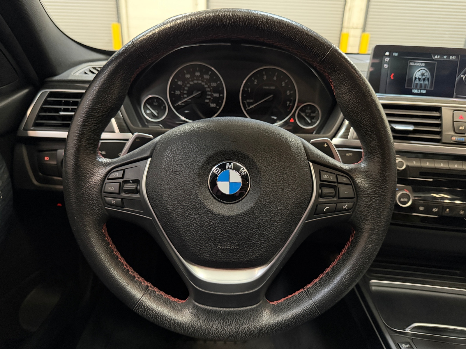 Thumbnail: 2018 BMW 3 Series - 4