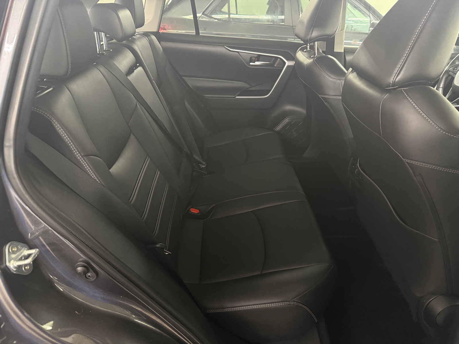 Thumbnail: 2021 Toyota RAV4 - 6