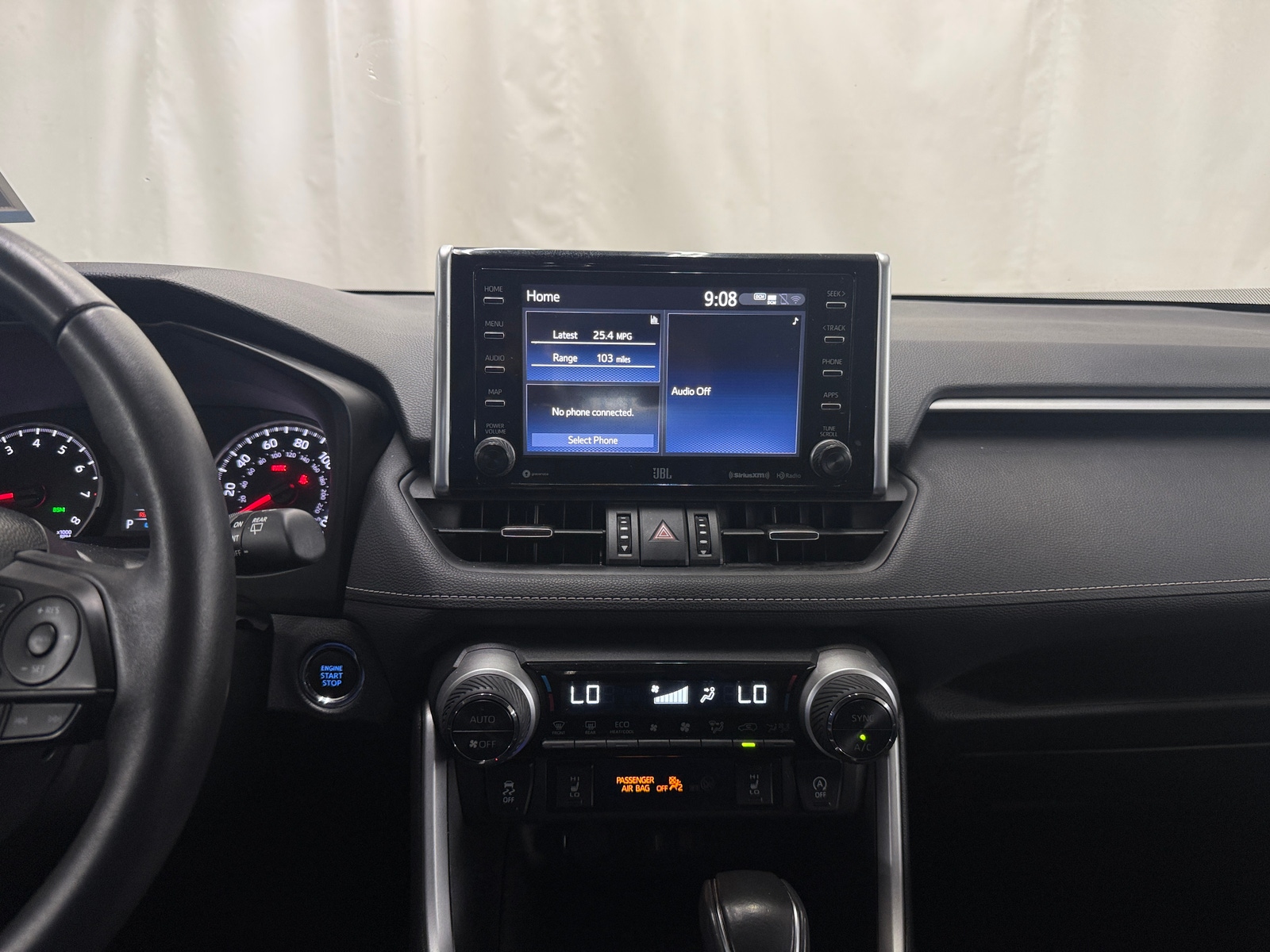 Thumbnail: 2021 Toyota RAV4 - 4