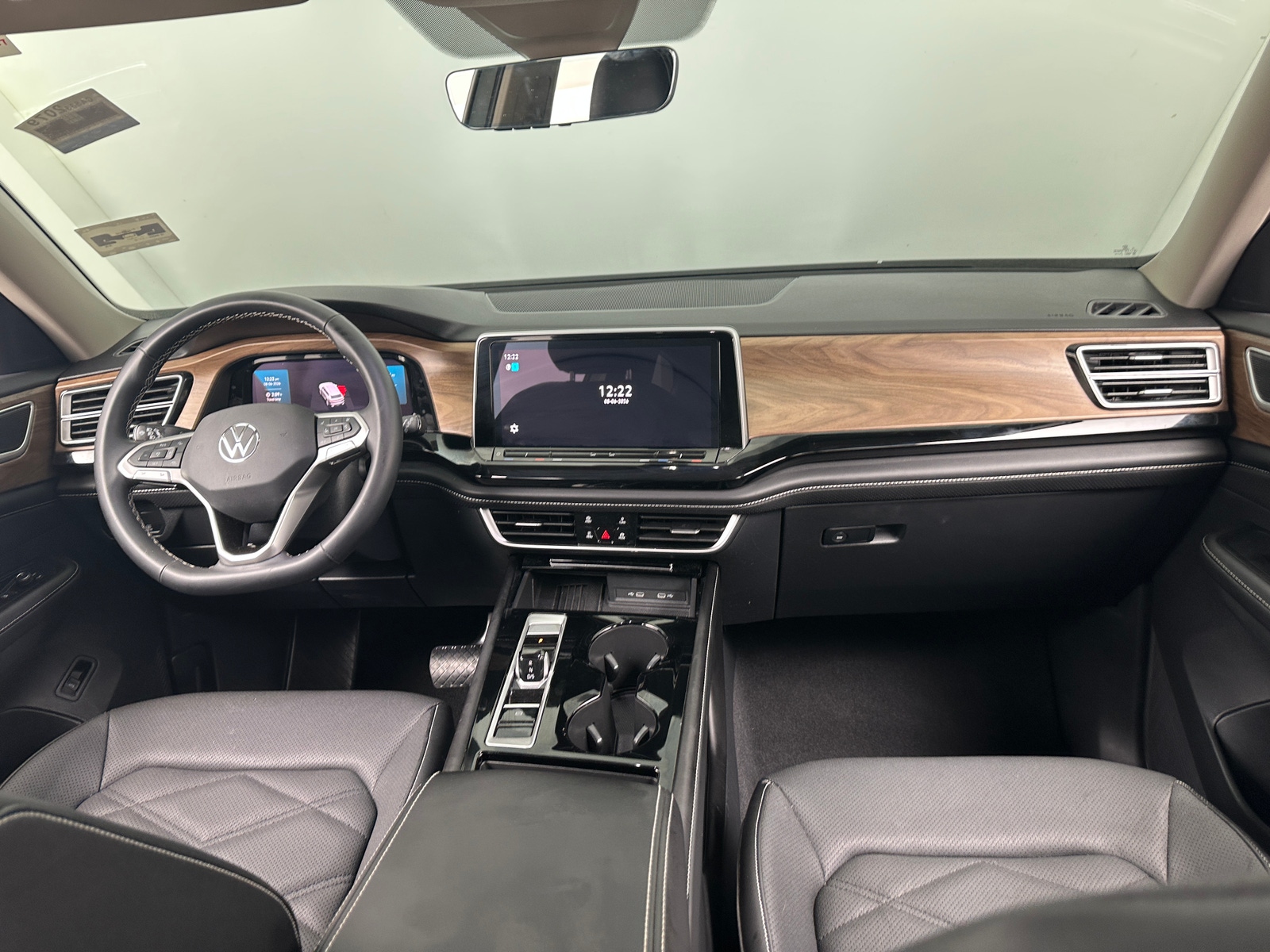 Thumbnail: 2026 Volkswagen Atlas - 2