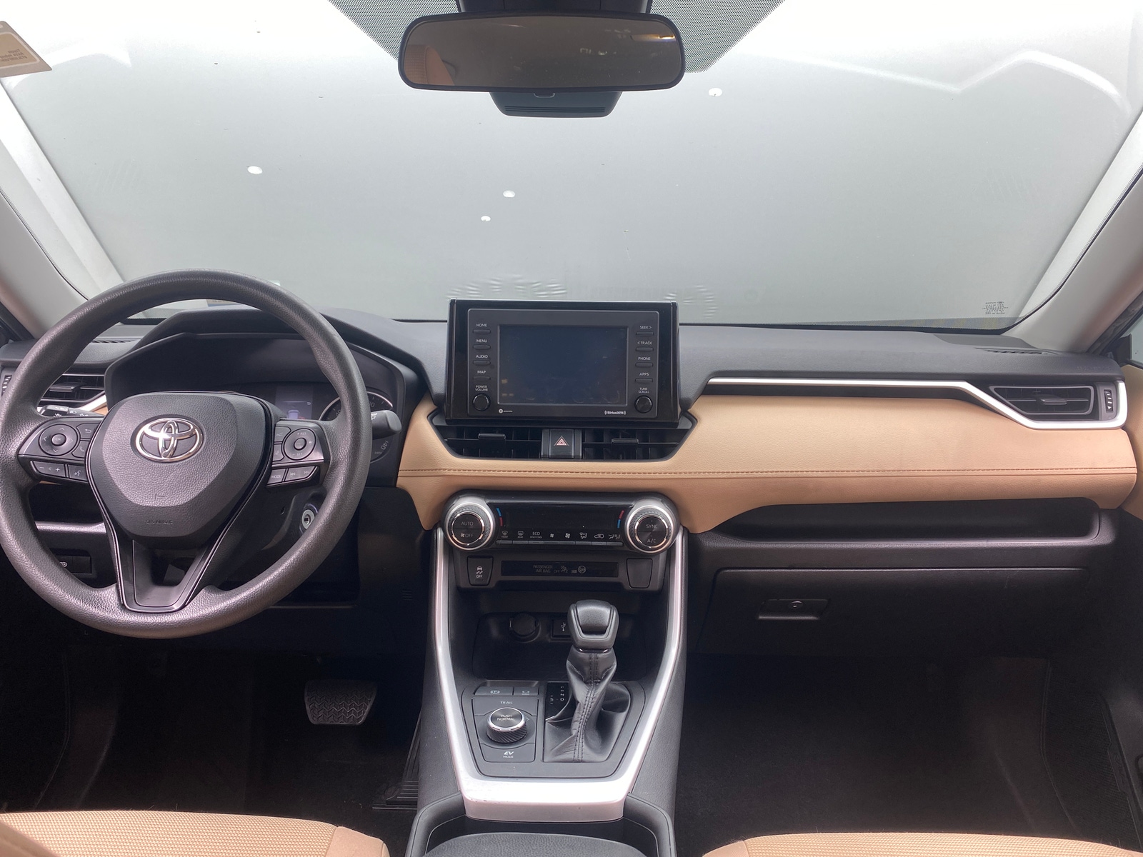 Thumbnail: 2022 Toyota RAV4 - 3