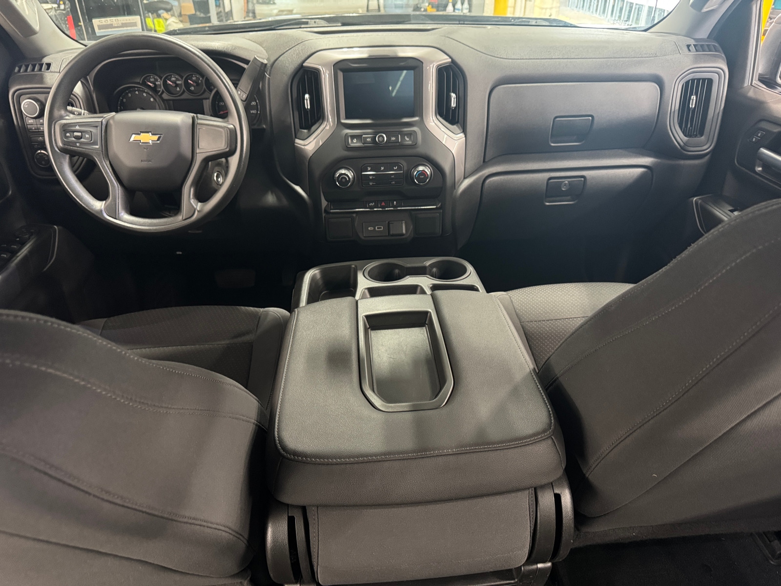 Thumbnail: 2021 Chevrolet Silverado 1500 - 3