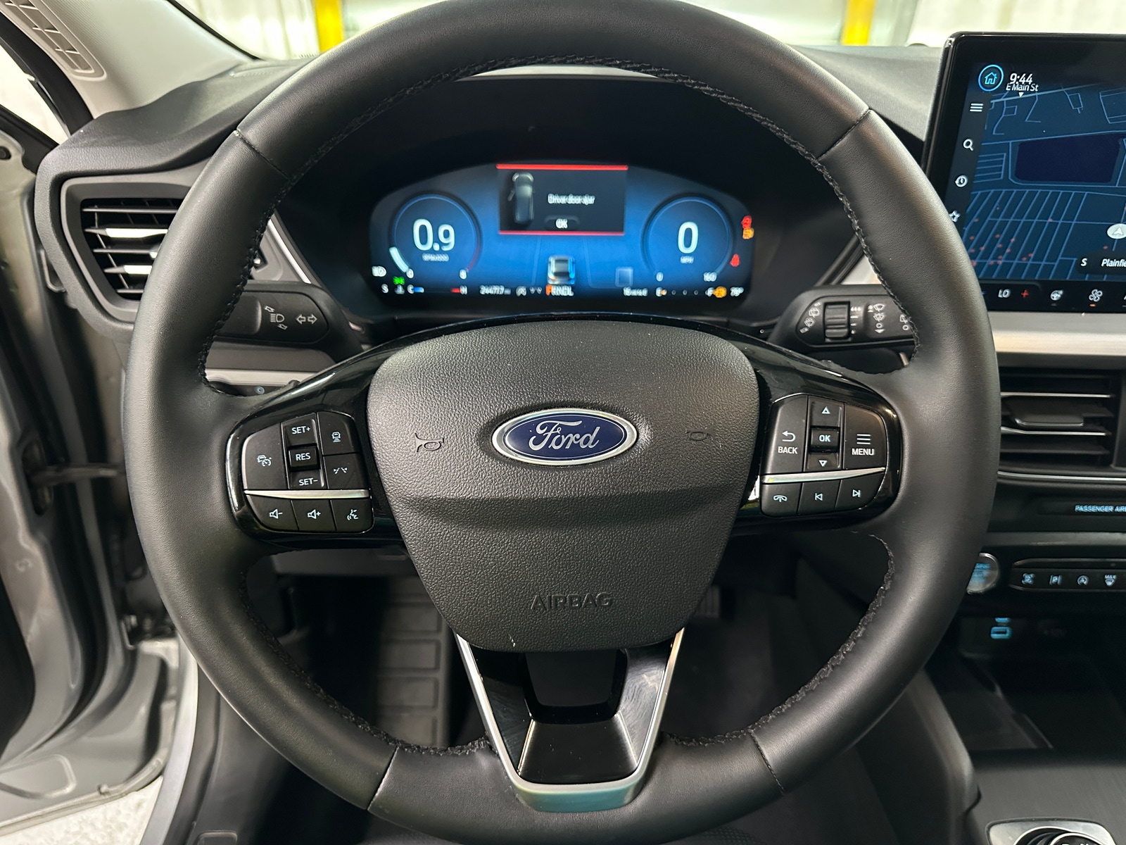 Thumbnail: 2023 Ford Escape - 4
