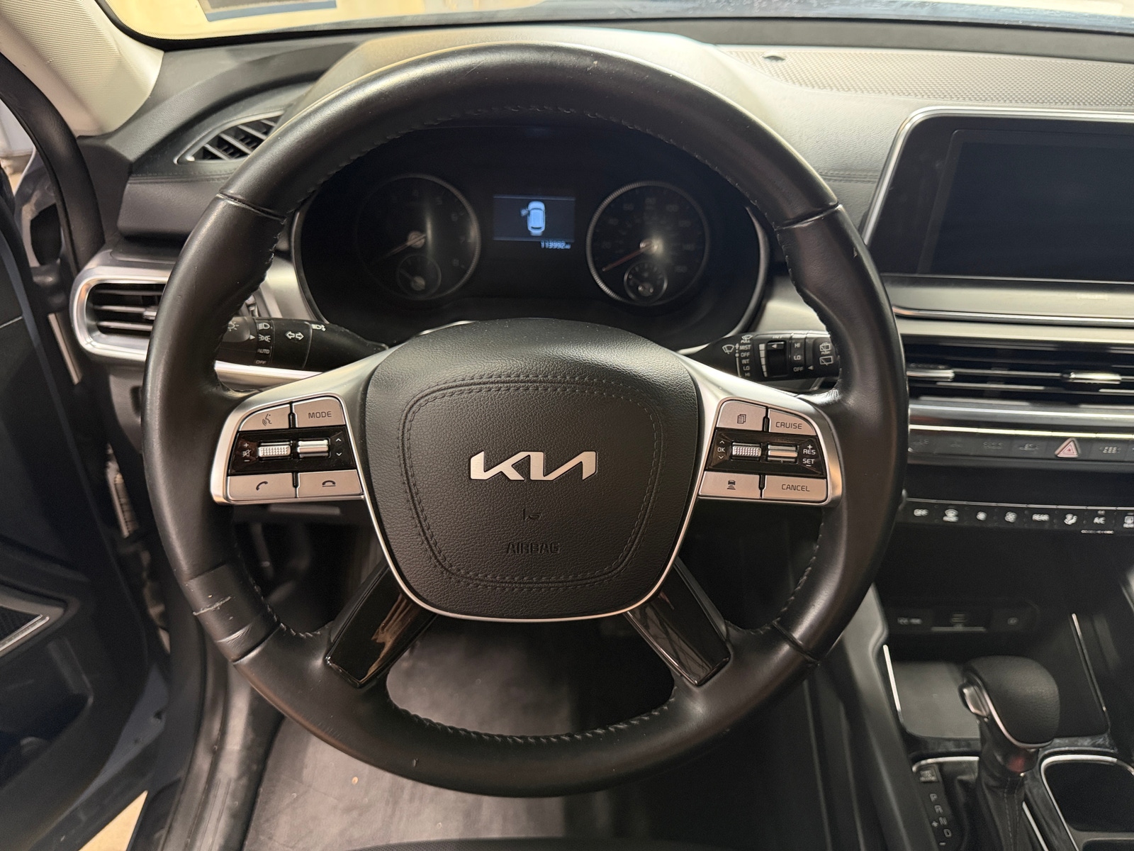 Thumbnail: 2022 Kia Telluride - 4