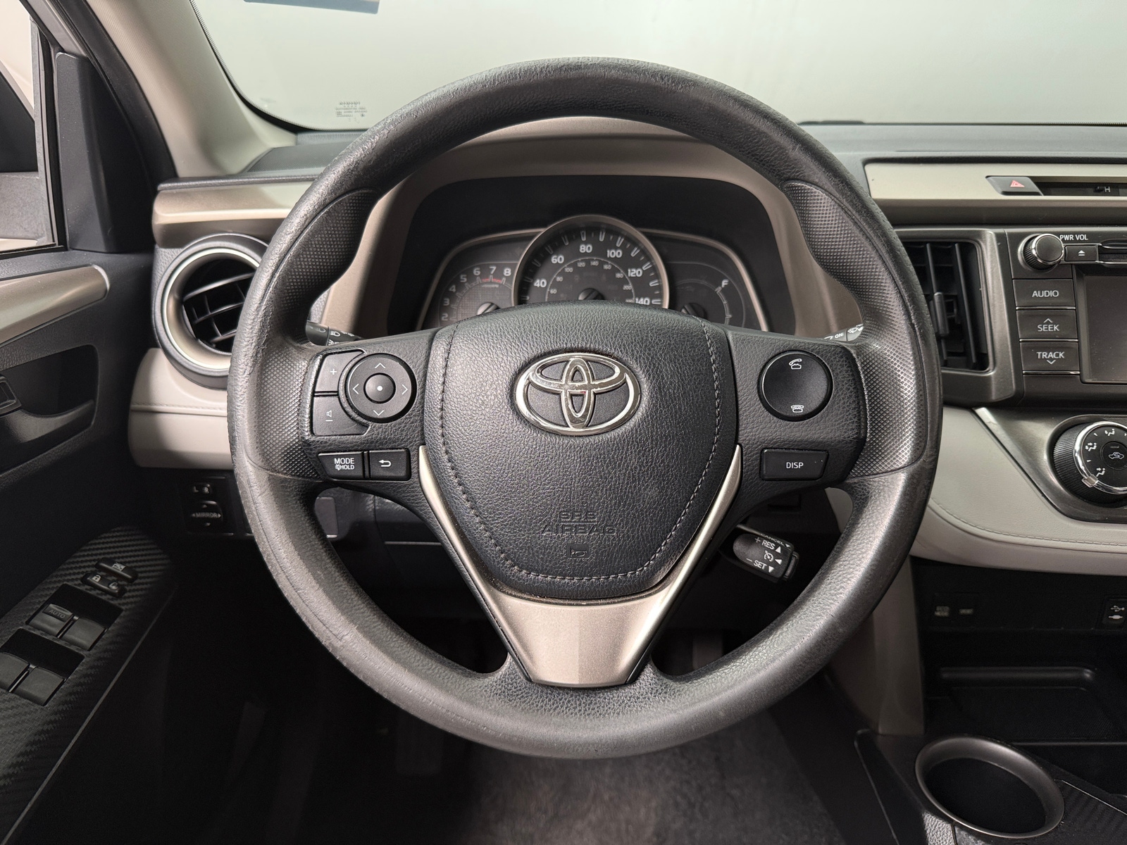 Thumbnail: 2013 Toyota RAV4 - 5