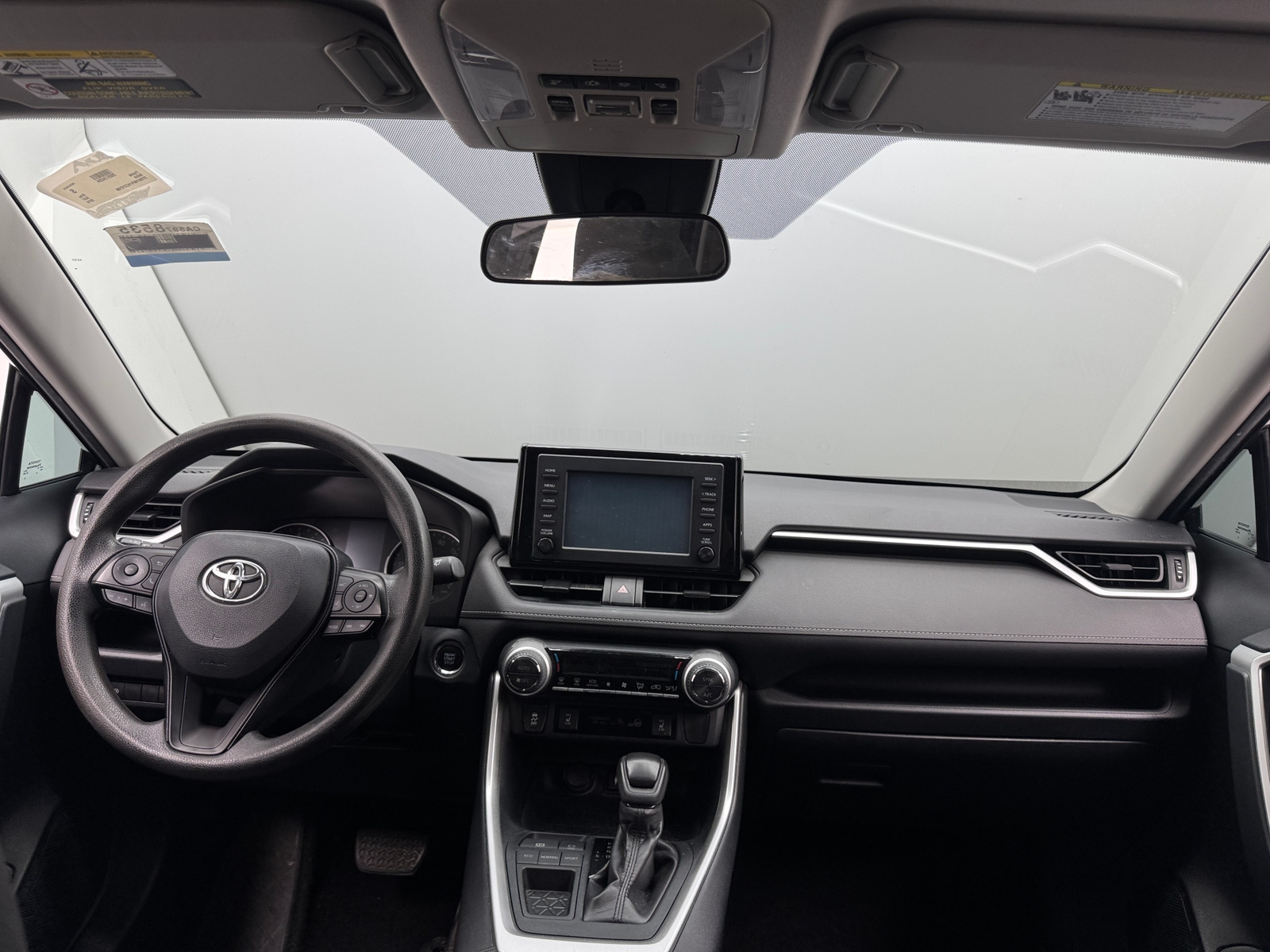Thumbnail: 2019 Toyota RAV4 - 3