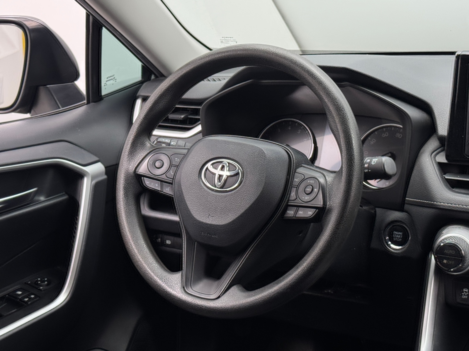 Thumbnail: 2019 Toyota RAV4 - 5