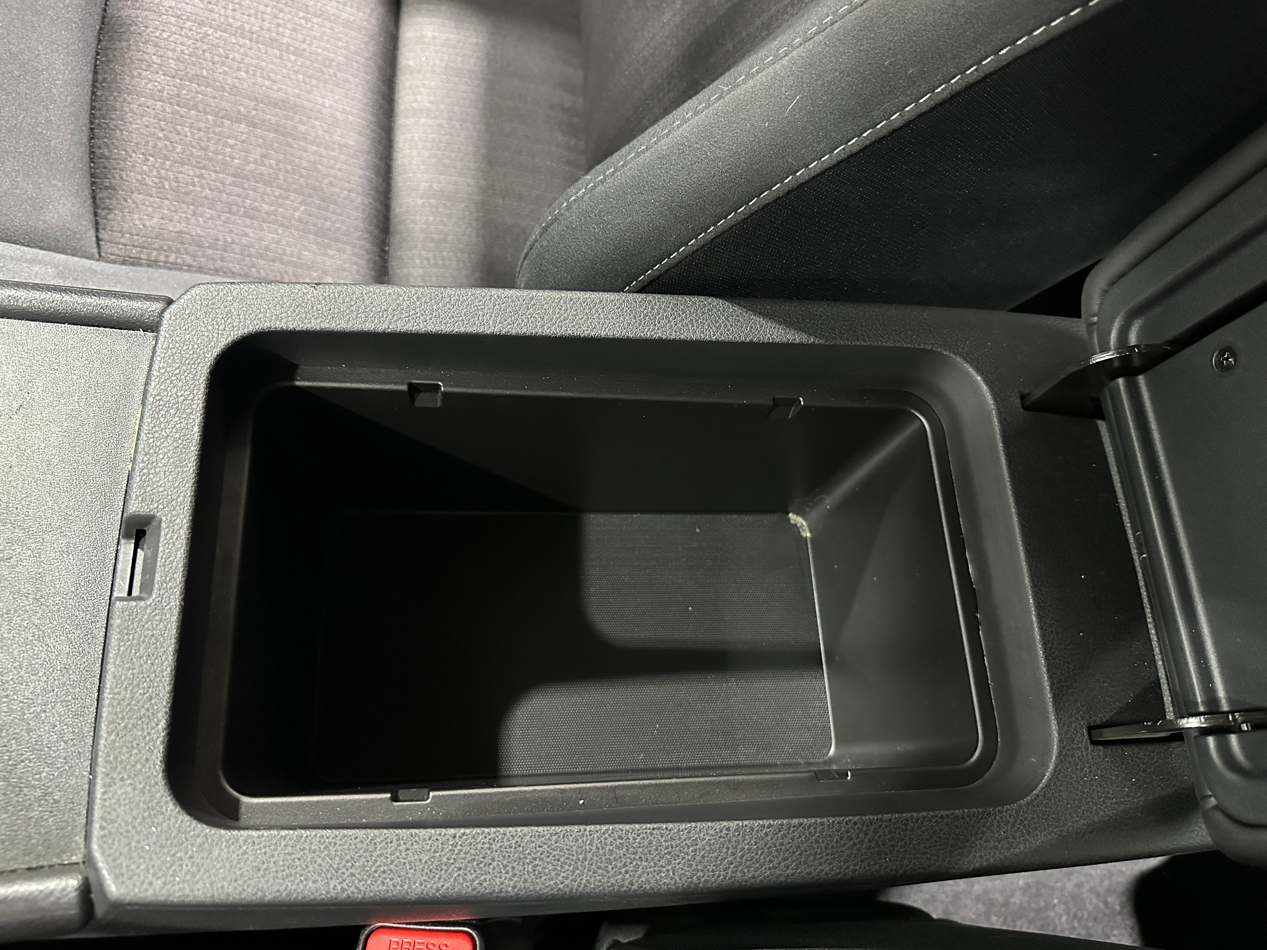 2025 Nissan Altima SV - Photo 14