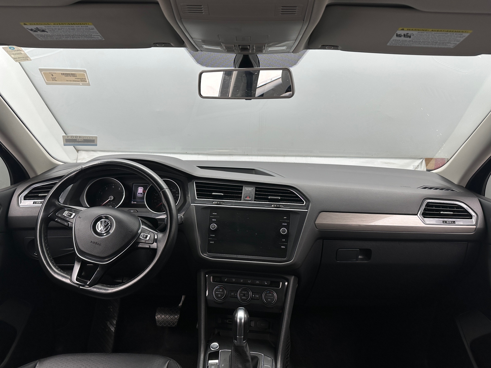 Thumbnail: 2019 Volkswagen Tiguan - 3