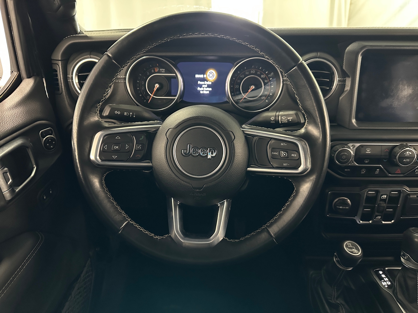 Thumbnail: 2020 Jeep Gladiator - 4