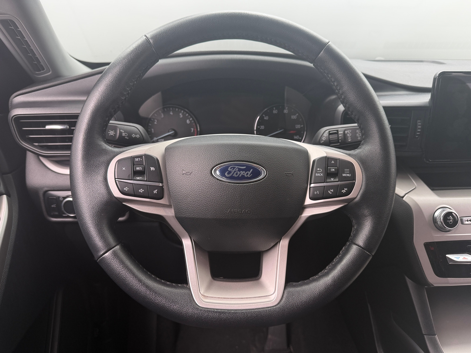 Thumbnail: 2023 Ford Explorer - 5
