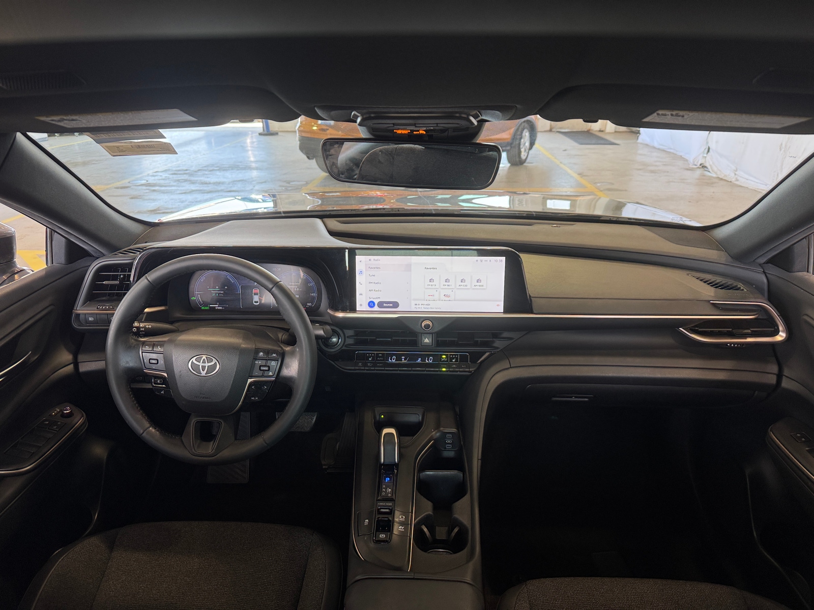 Thumbnail: 2023 Toyota Crown - 3