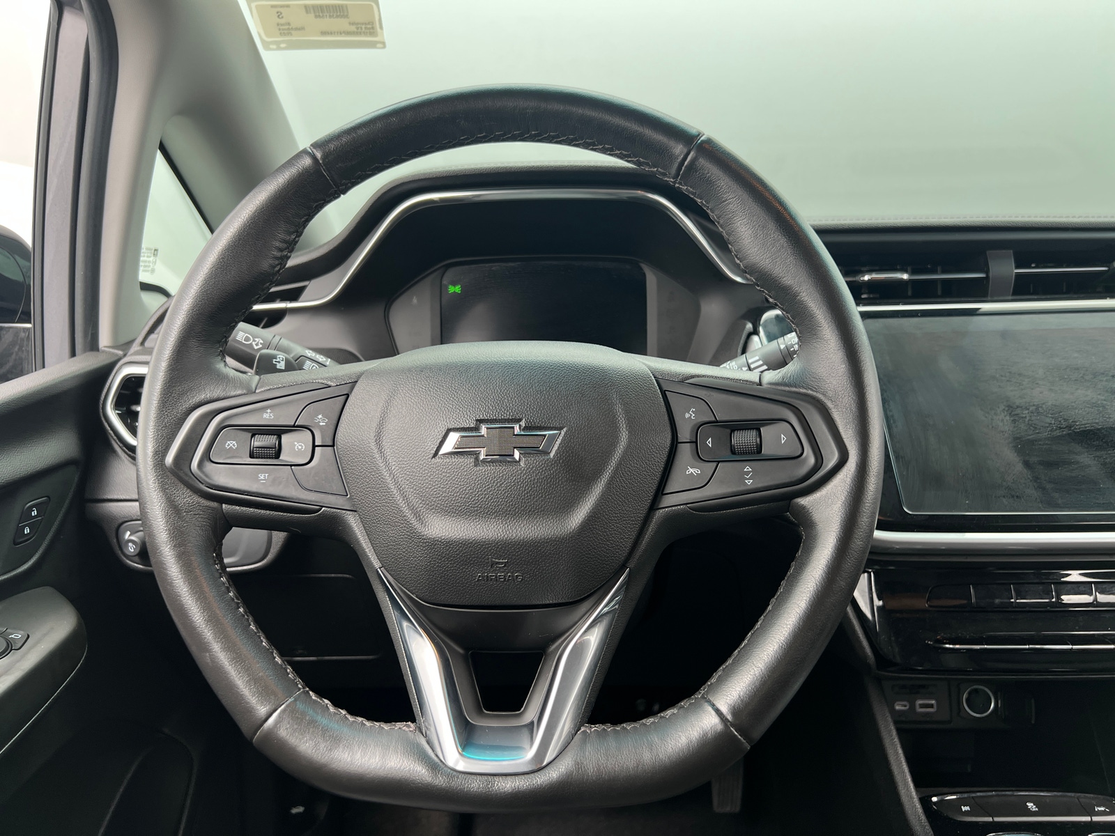 Thumbnail: 2023 Chevrolet Bolt EV - 4