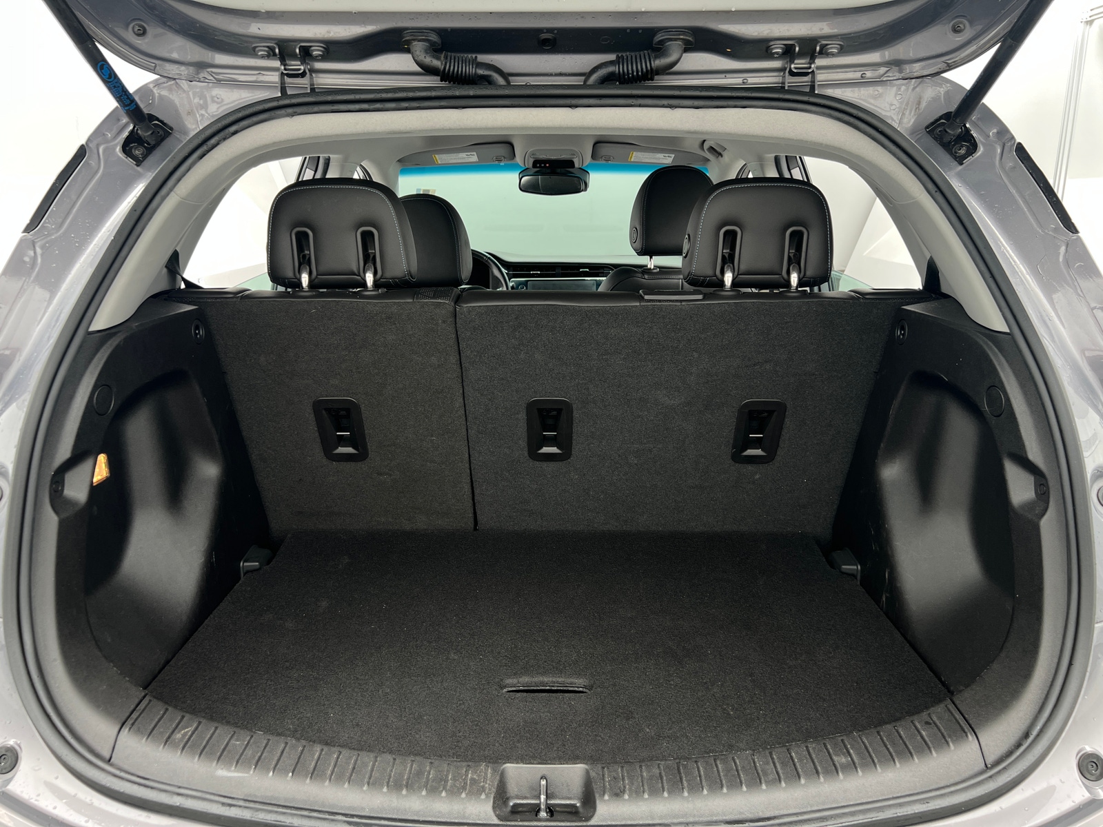 Thumbnail: 2023 Chevrolet Bolt EV - 6
