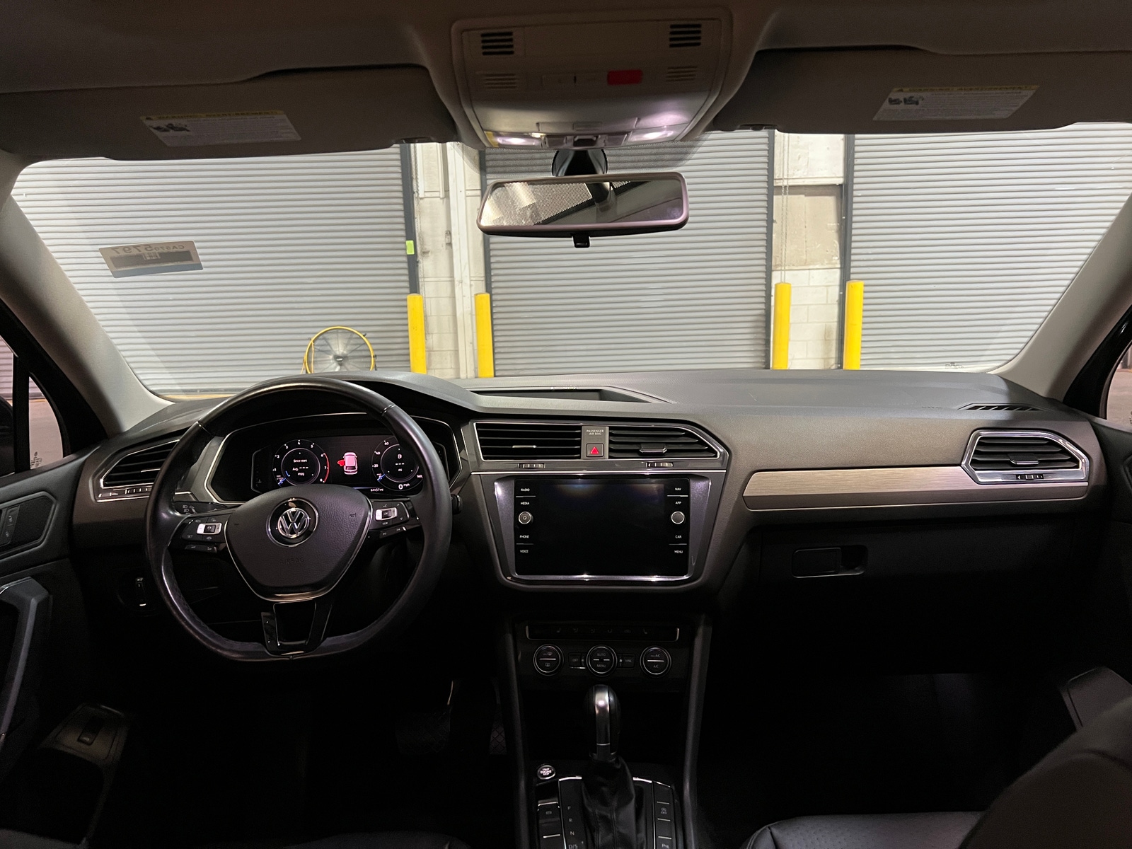 Thumbnail: 2019 Volkswagen Tiguan - 2
