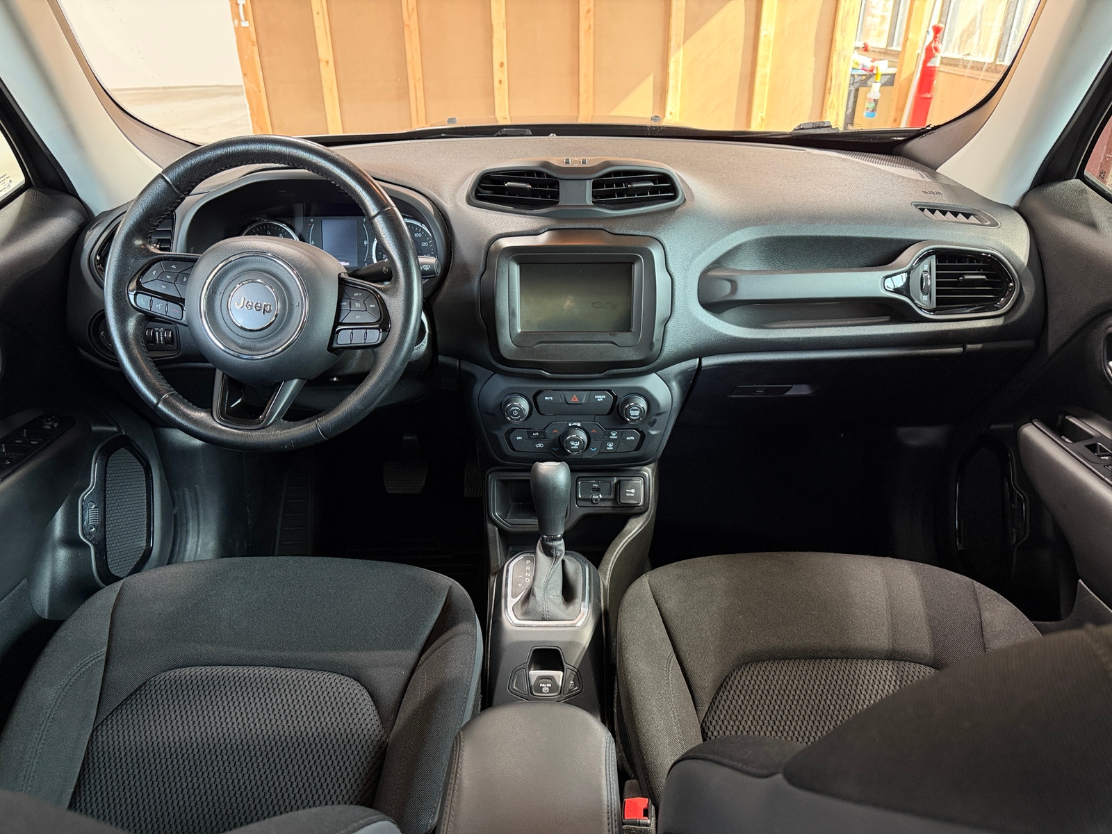 Thumbnail: 2020 Jeep Renegade - 3
