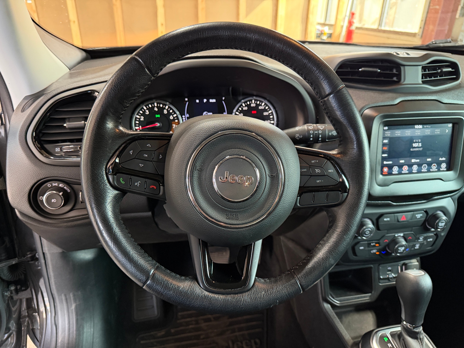 Thumbnail: 2020 Jeep Renegade - 5