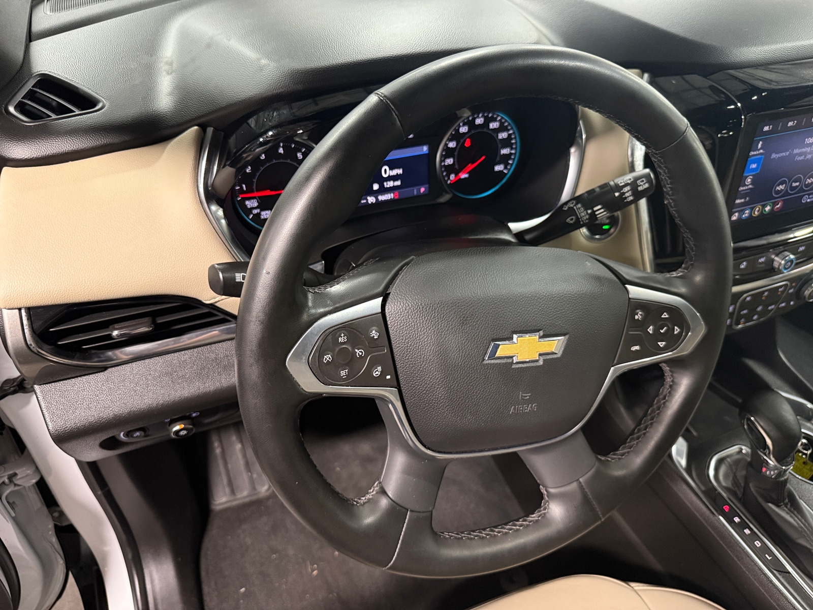 Thumbnail: 2023 Chevrolet Traverse - 4