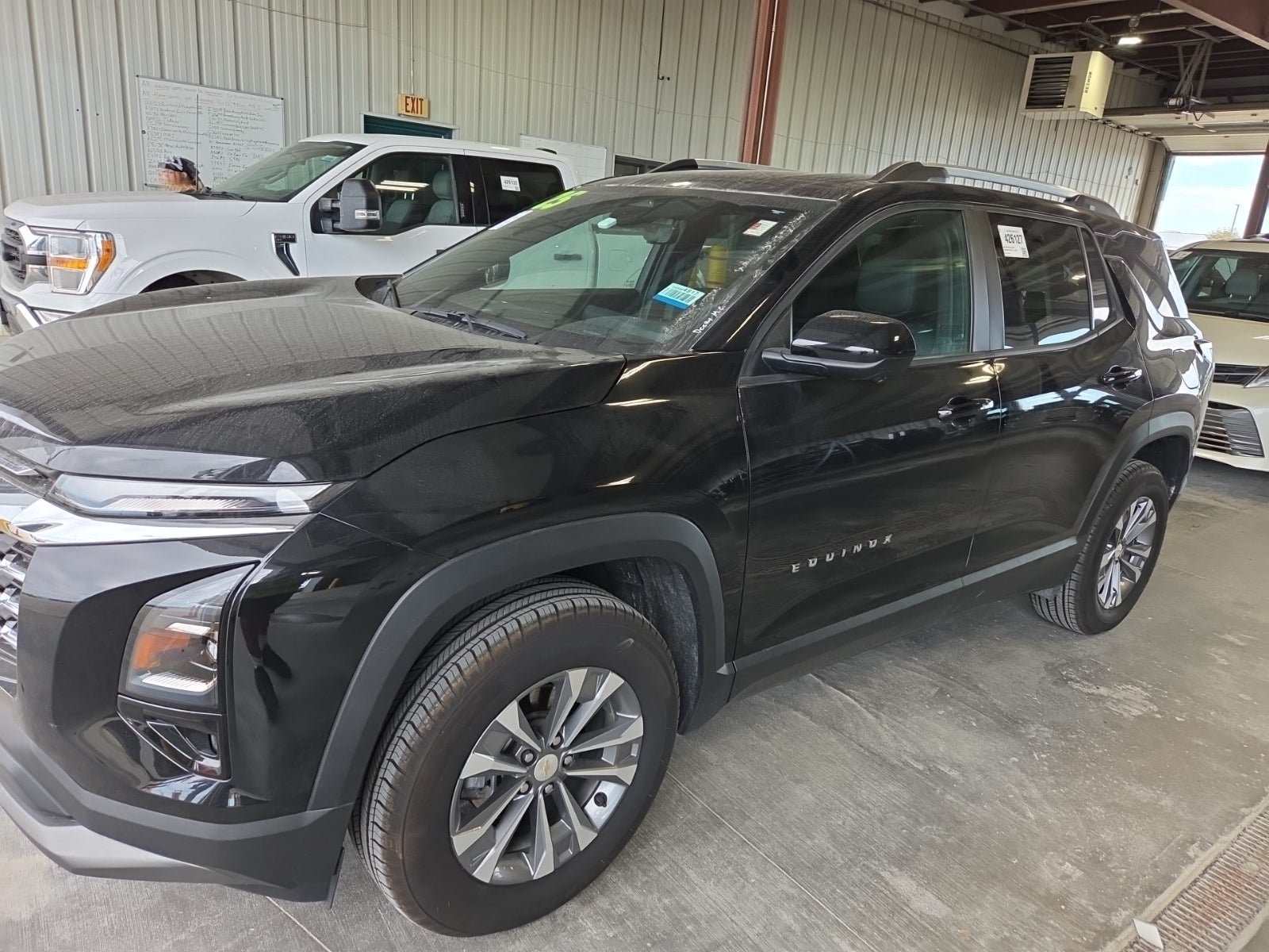 2025 Chevrolet Equinox AWD LT