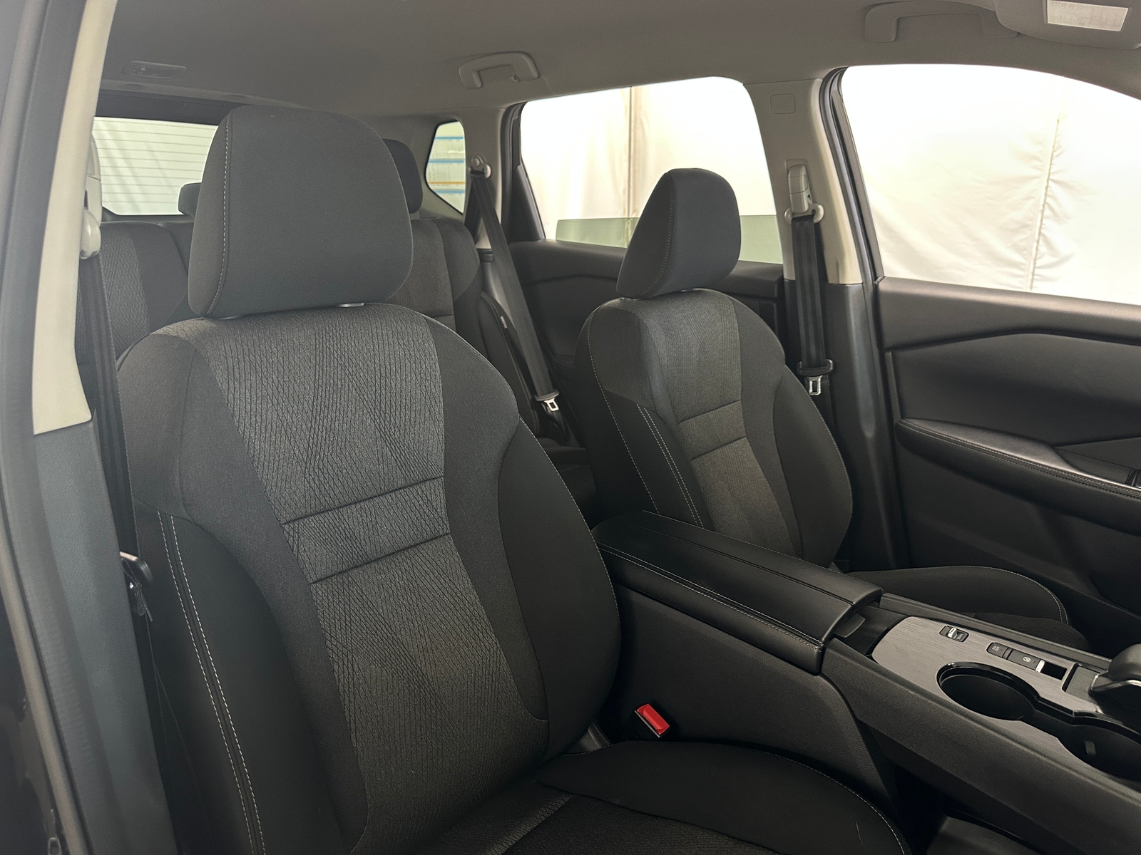 Thumbnail: 2025 Nissan Rogue - 2