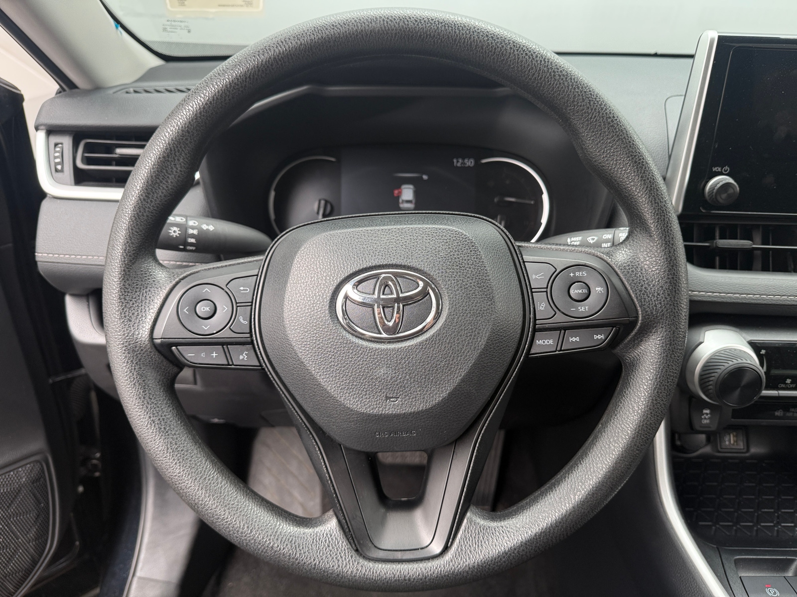 Thumbnail: 2025 Toyota RAV4 - 5