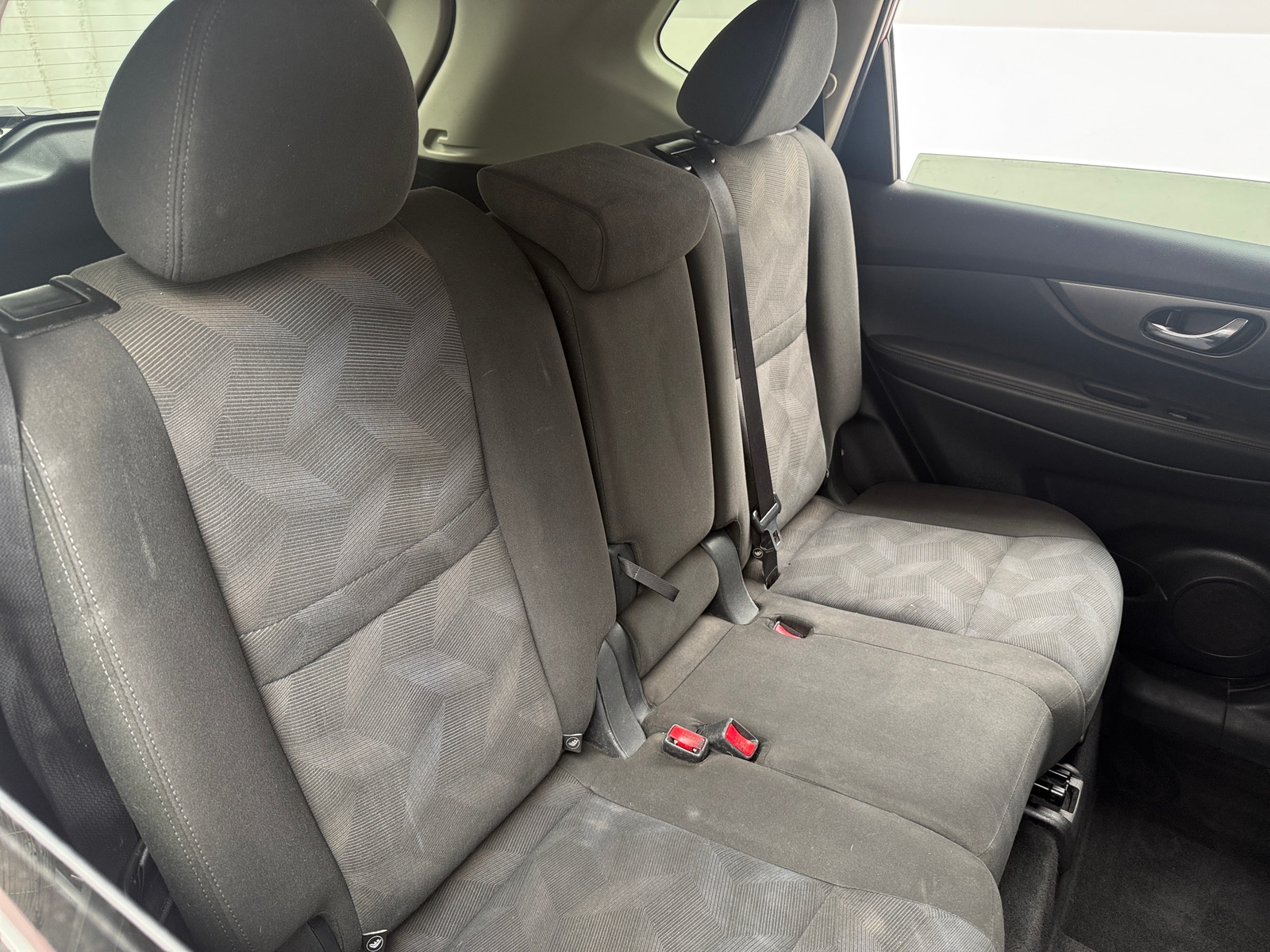 Thumbnail: 2016 Nissan Rogue - 6