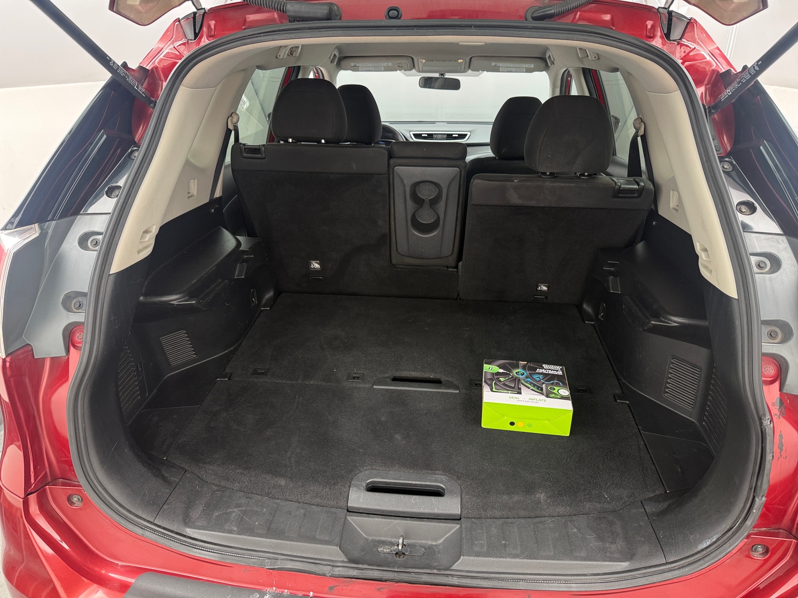 Thumbnail: 2016 Nissan Rogue - 7