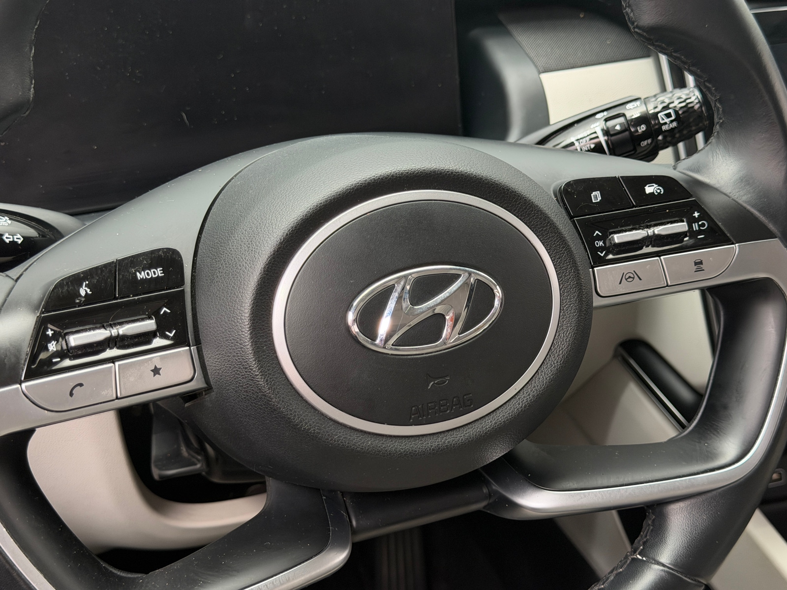 Thumbnail: 2022 Hyundai Tucson - 4