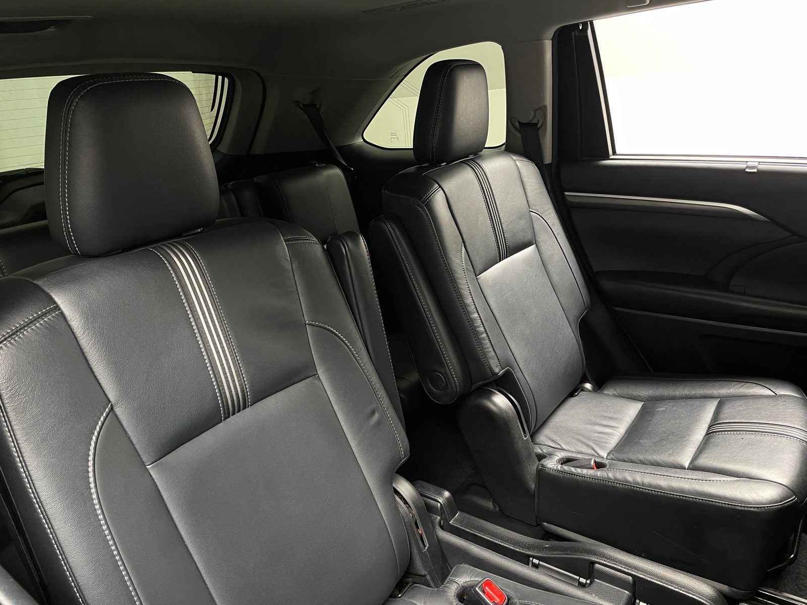 Thumbnail: 2018 Toyota Highlander - 5
