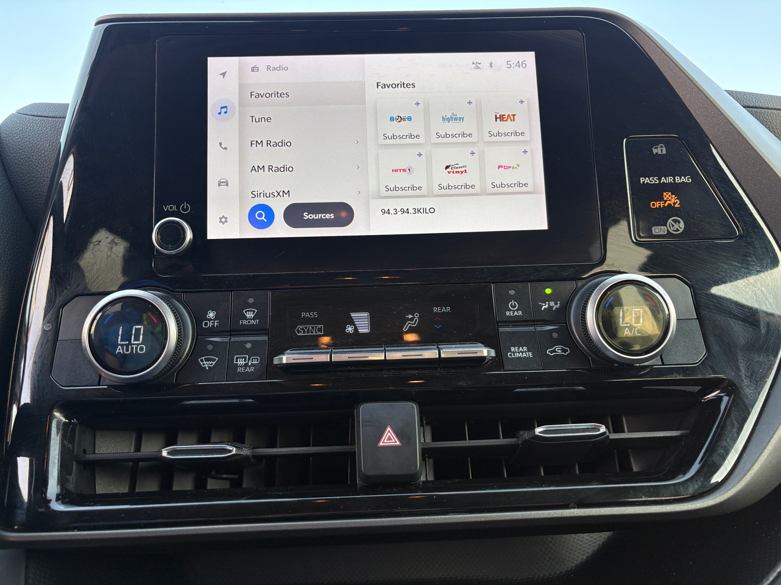 Thumbnail: 2023 Toyota Highlander - 4