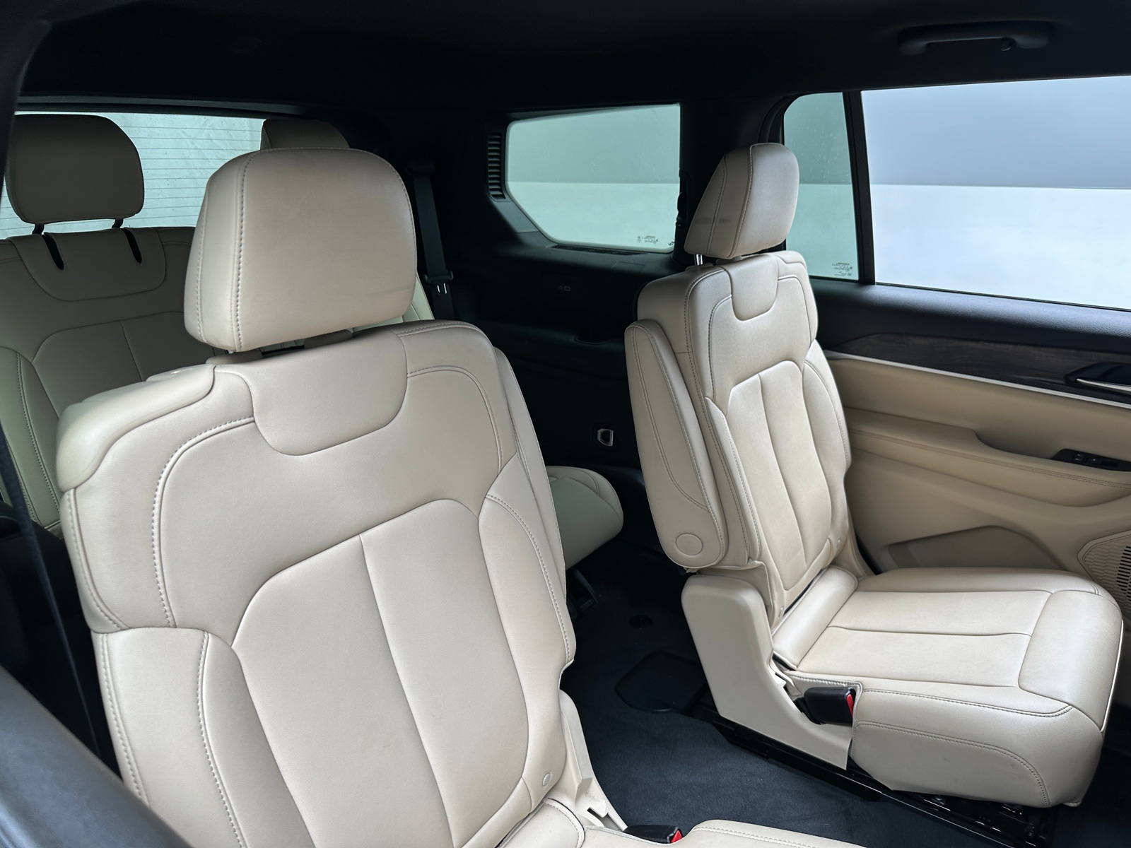 Thumbnail: 2023 Jeep Grand Cherokee L - 5