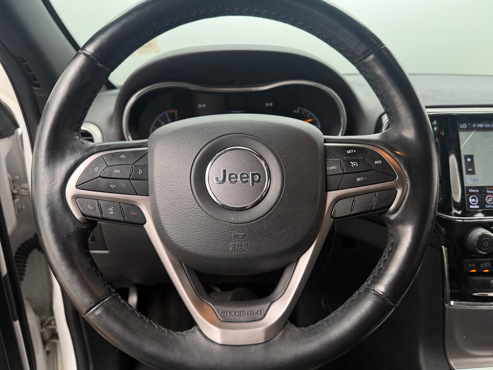 Thumbnail: 2020 Jeep Grand Cherokee - 4