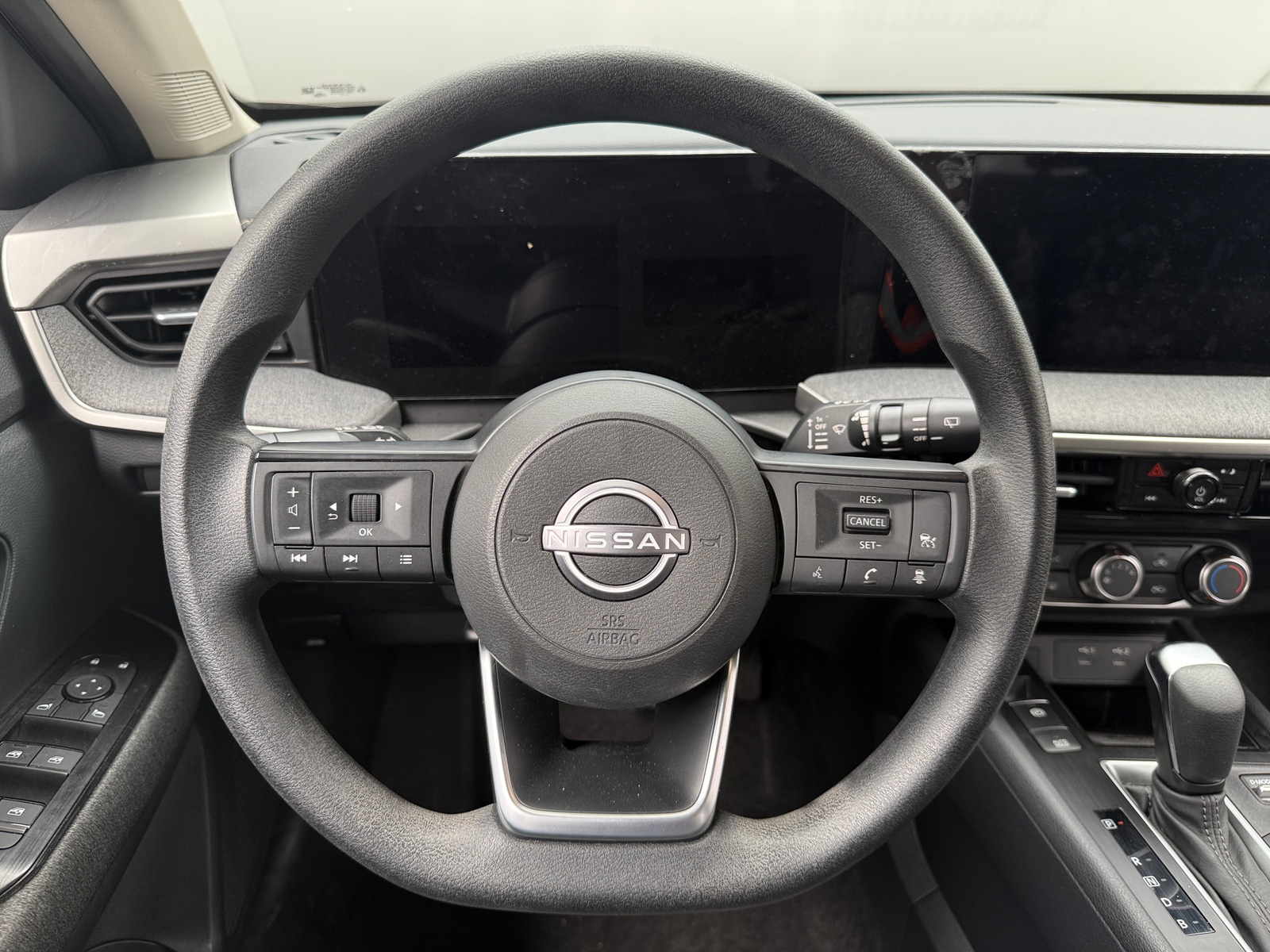 Thumbnail: 2025 Nissan Kicks - 5