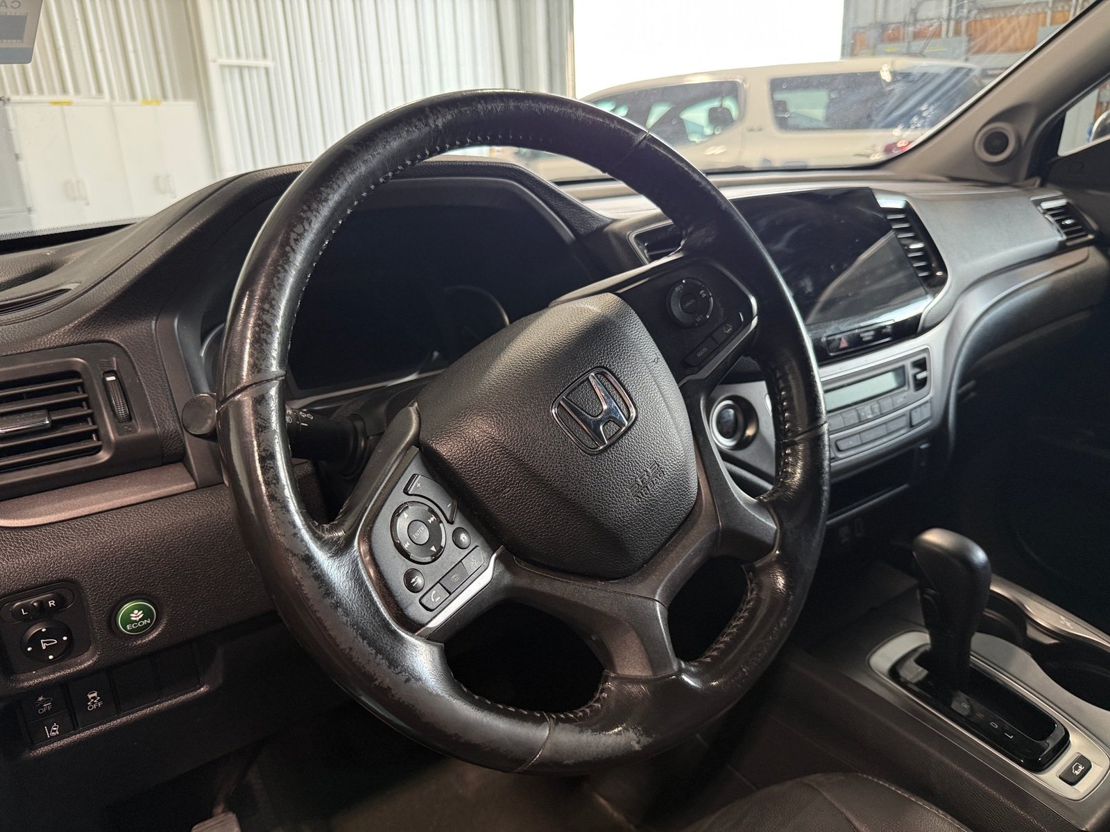 Thumbnail: 2019 Honda Pilot - 4