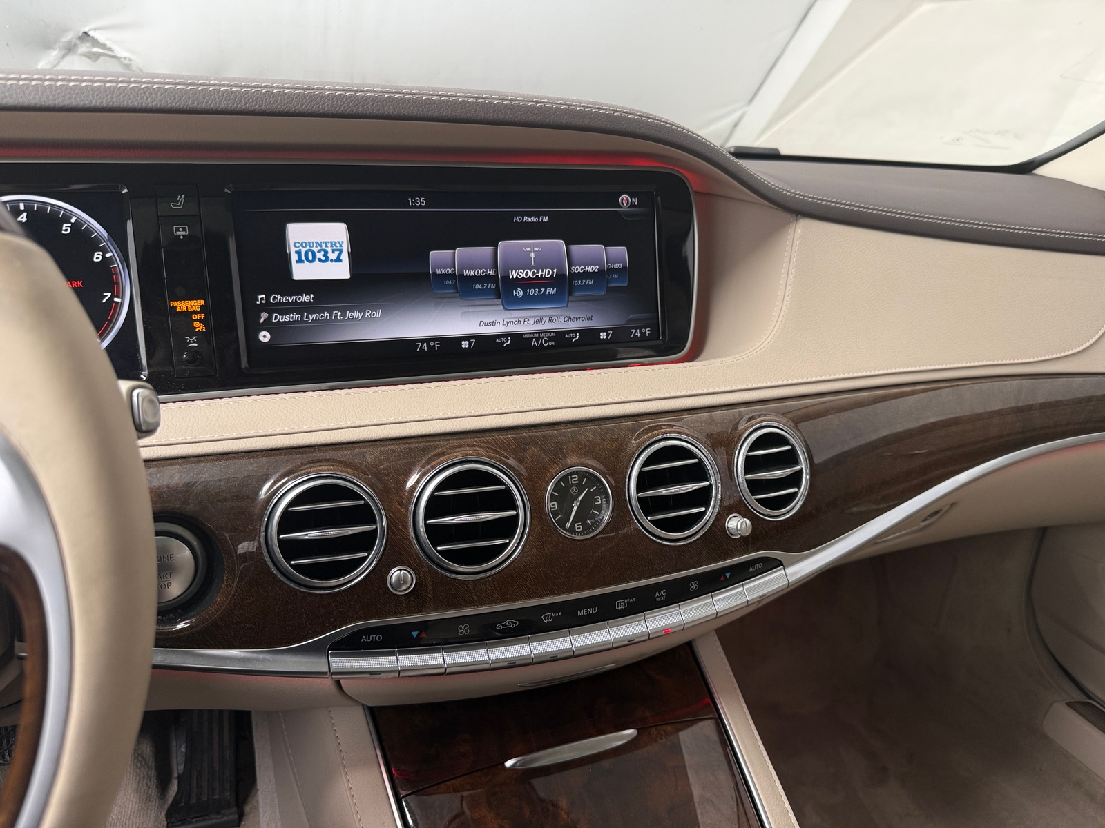 Thumbnail: 2015 Mercedes-Benz S-Class - 3
