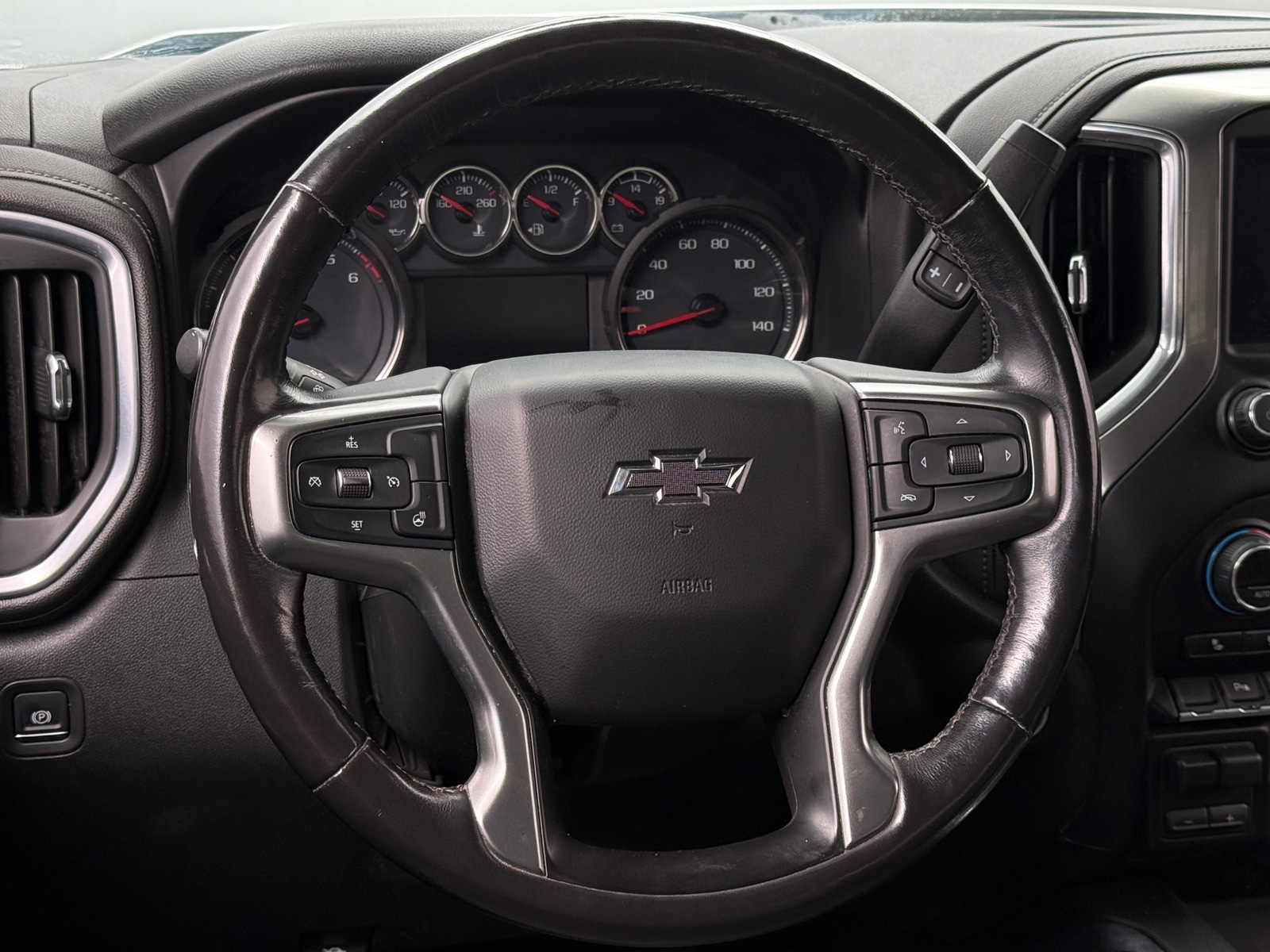 Thumbnail: 2020 Chevrolet Silverado 1500 - 5