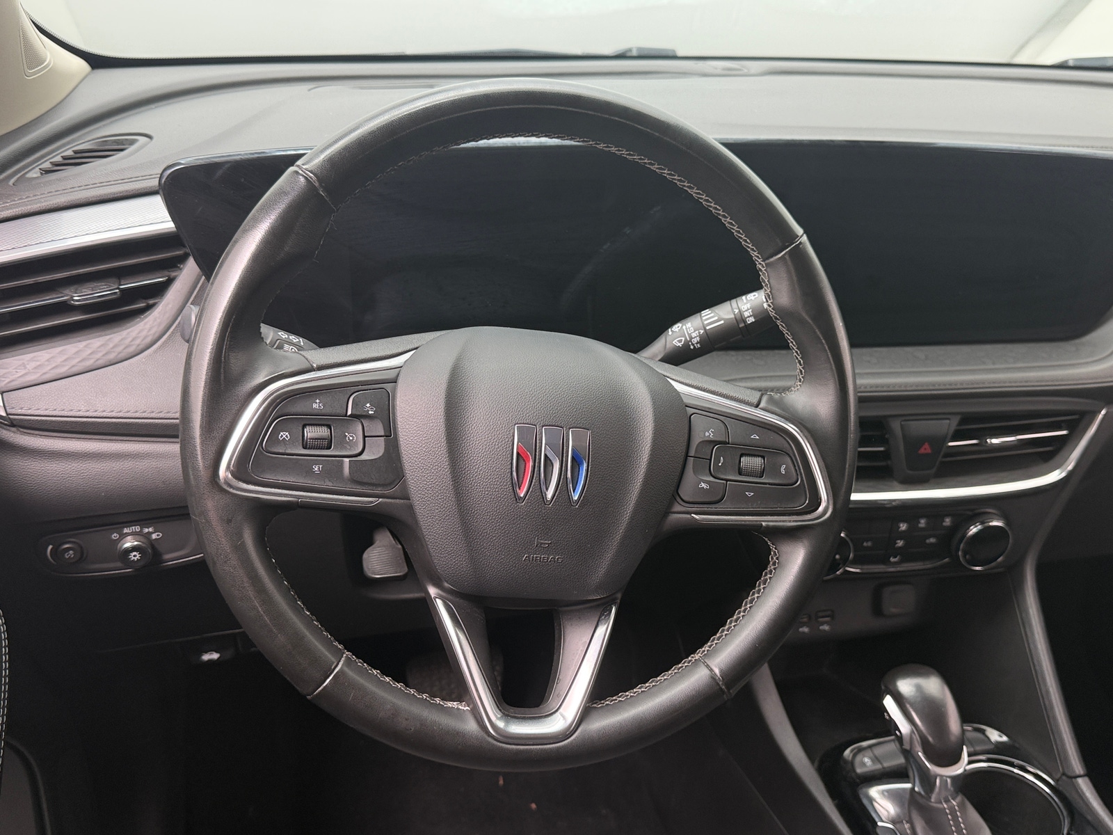 Thumbnail: 2024 Buick Encore GX - 4