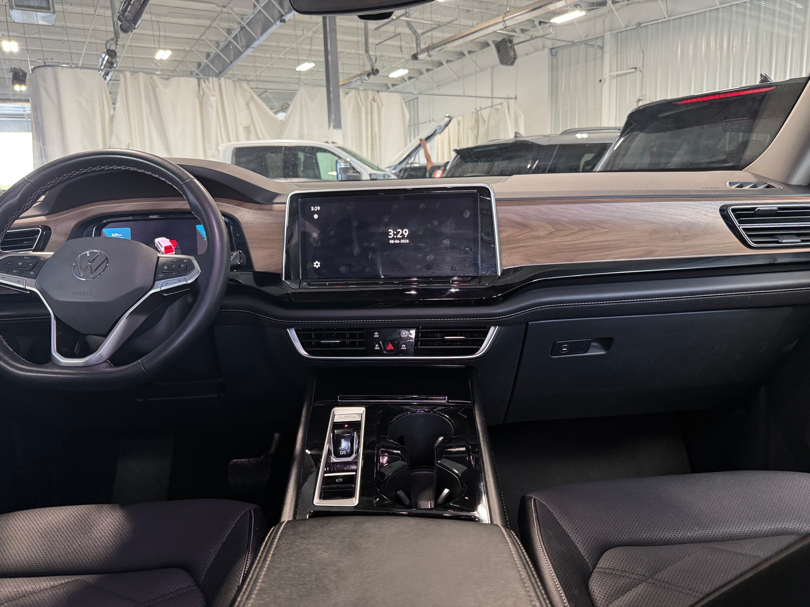Thumbnail: 2024 Volkswagen Atlas - 2