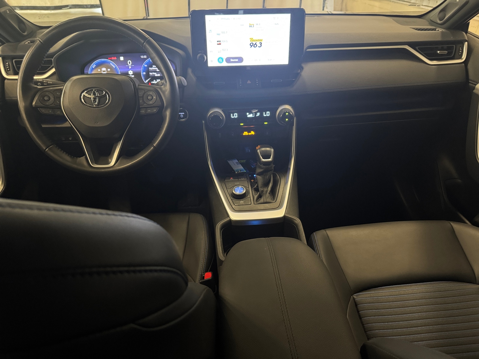 Thumbnail: 2024 Toyota RAV4 - 2
