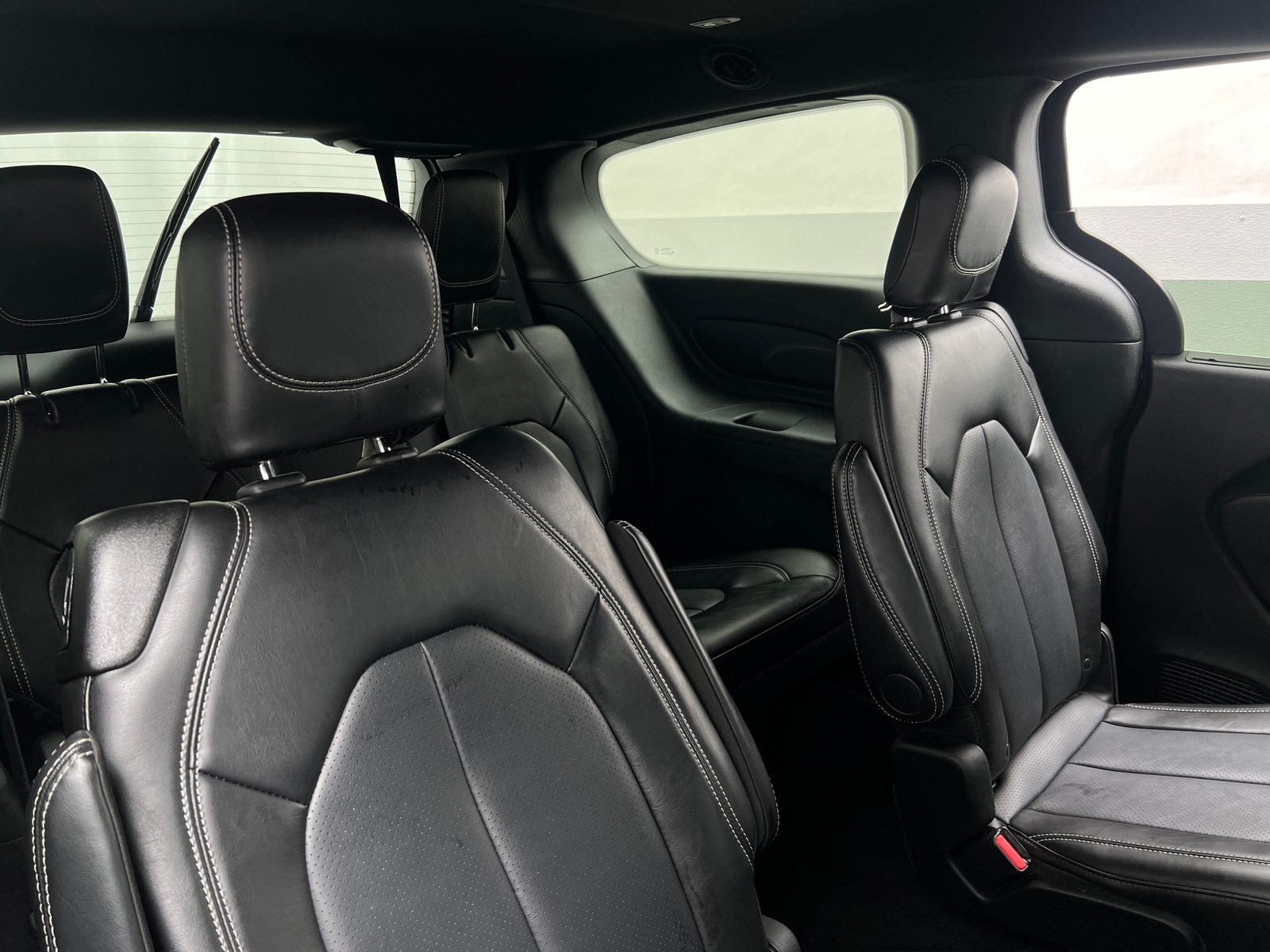 Thumbnail: 2025 Chrysler Pacifica - 5