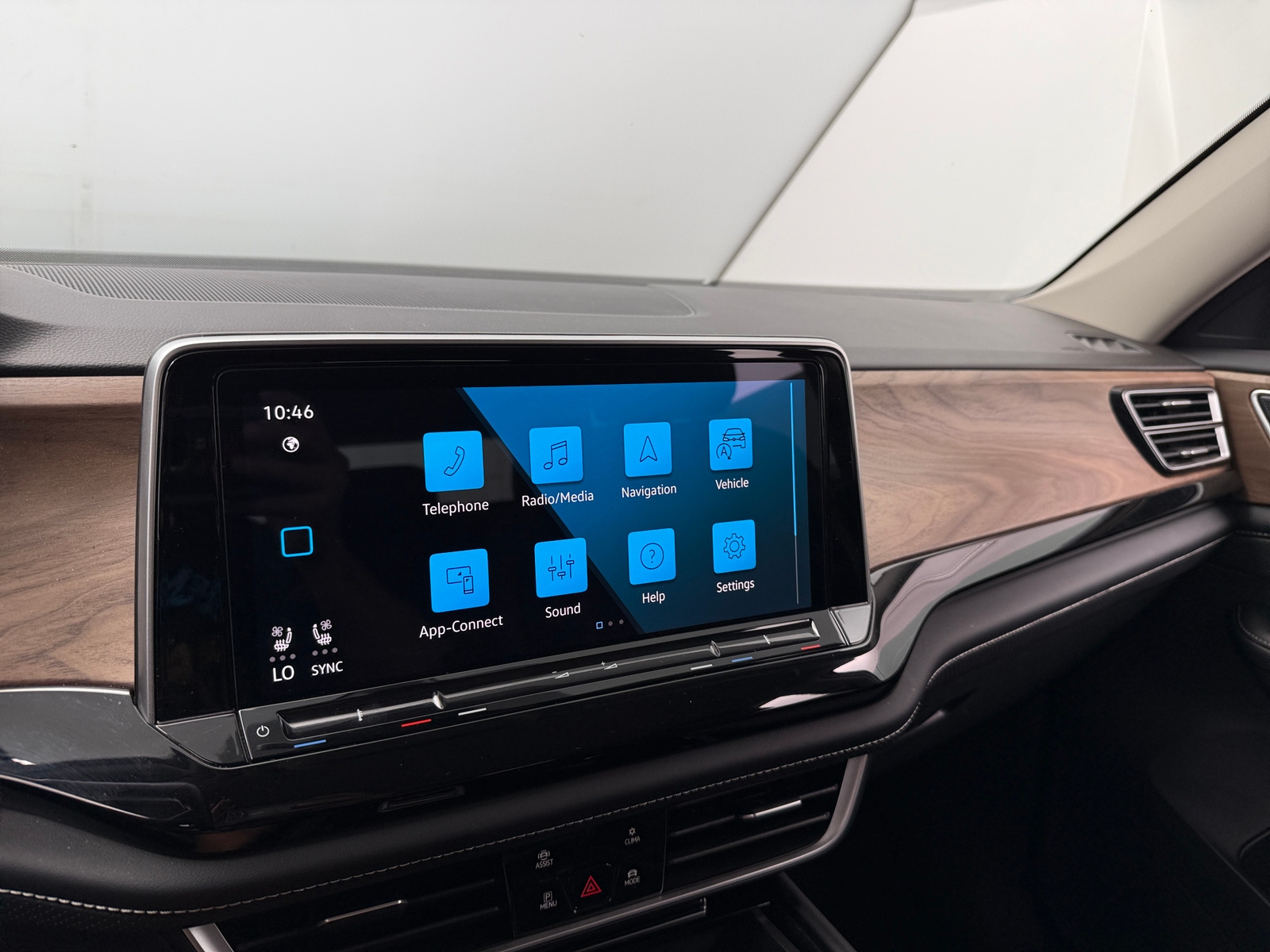 Thumbnail: 2026 Volkswagen Atlas - 3
