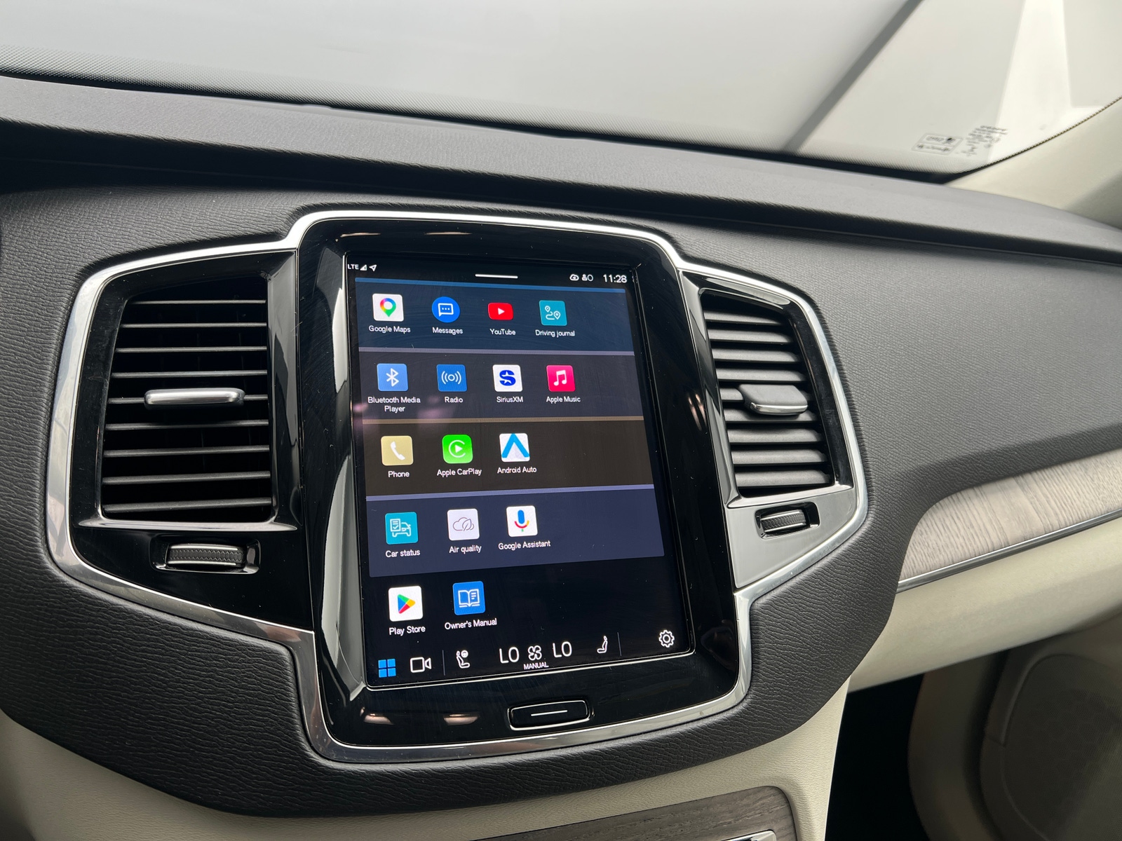 Thumbnail: 2023 Volvo XC90 - 3