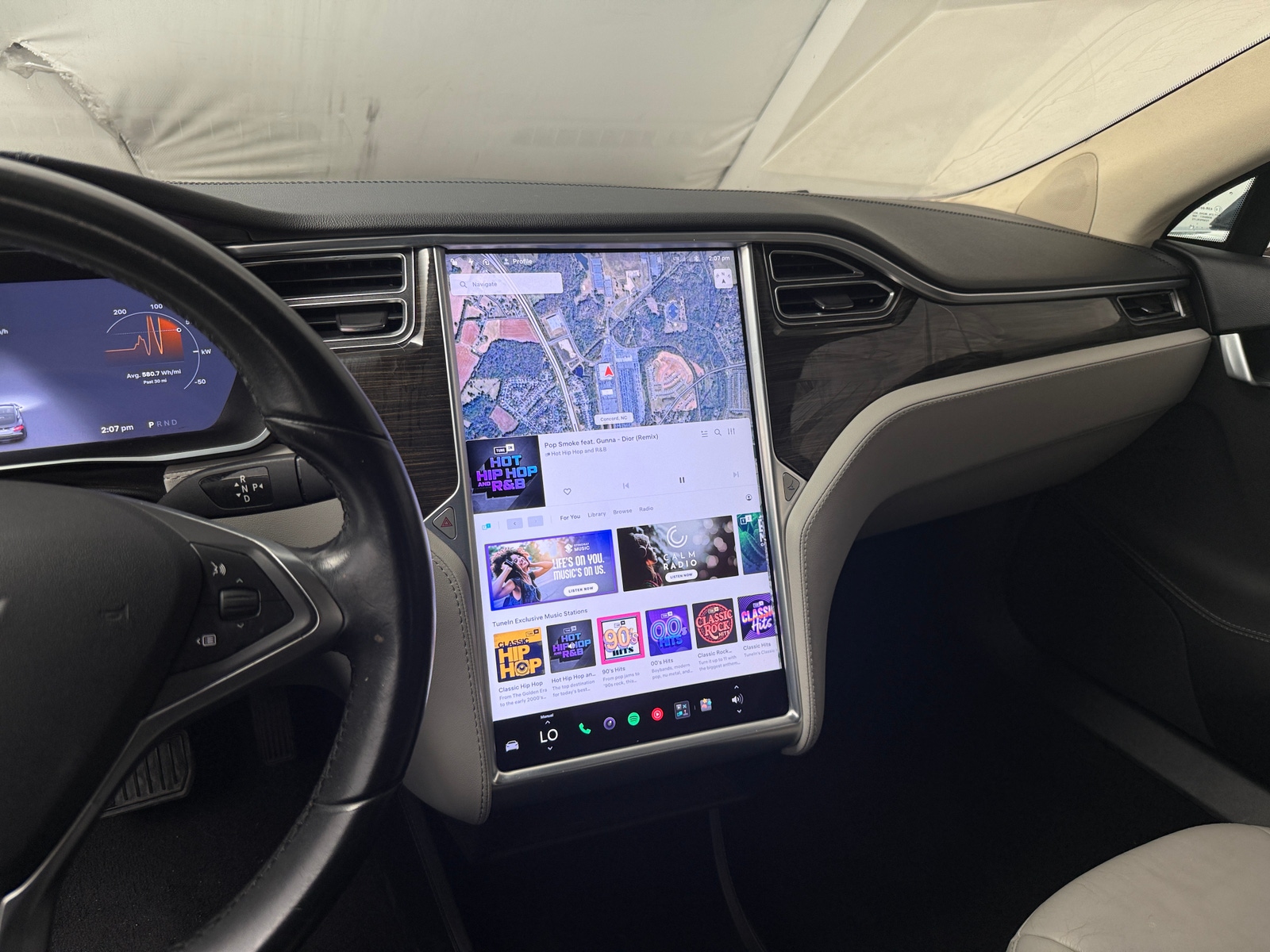 Thumbnail: 2014 Tesla Model S - 3
