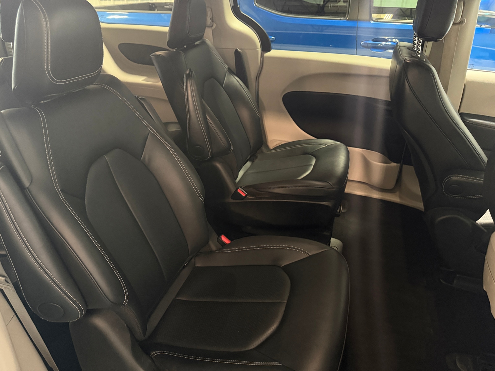 Thumbnail: 2024 Chrysler Pacifica - 5