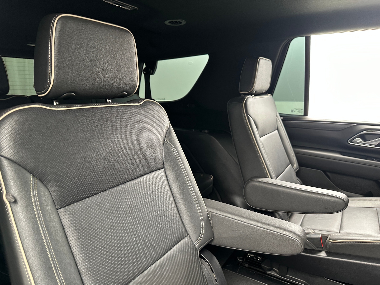 Thumbnail: 2023 GMC Yukon - 5