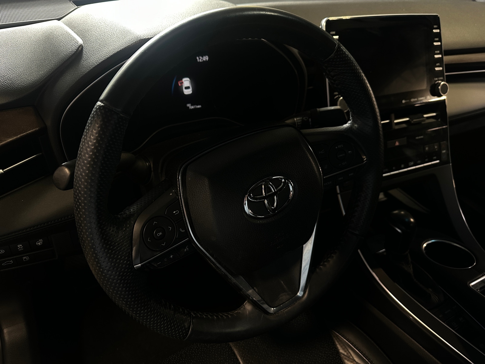 Thumbnail: 2021 Toyota Avalon - 4