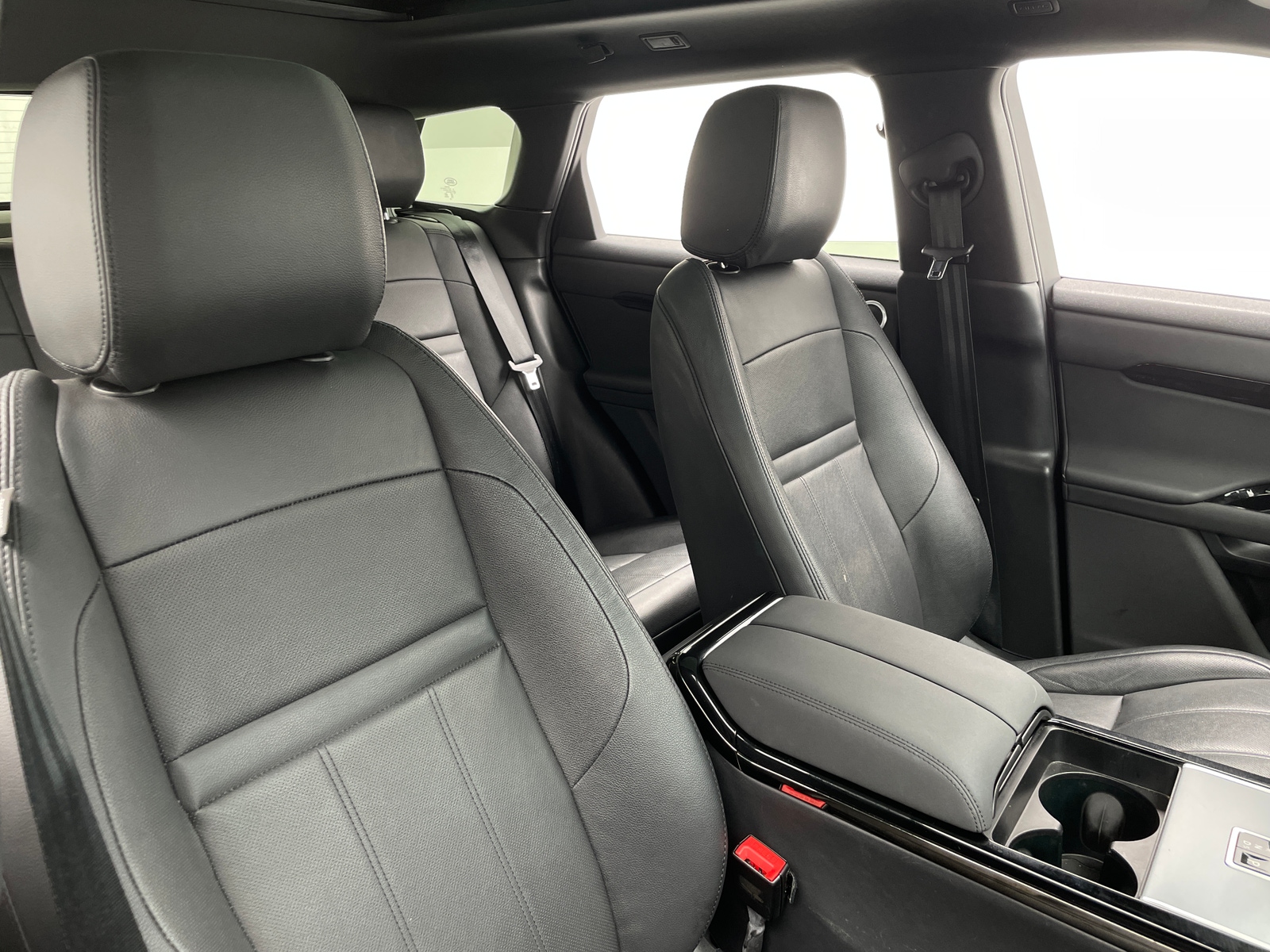 Thumbnail: 2024 Land Rover Range Rover Evoque - 2