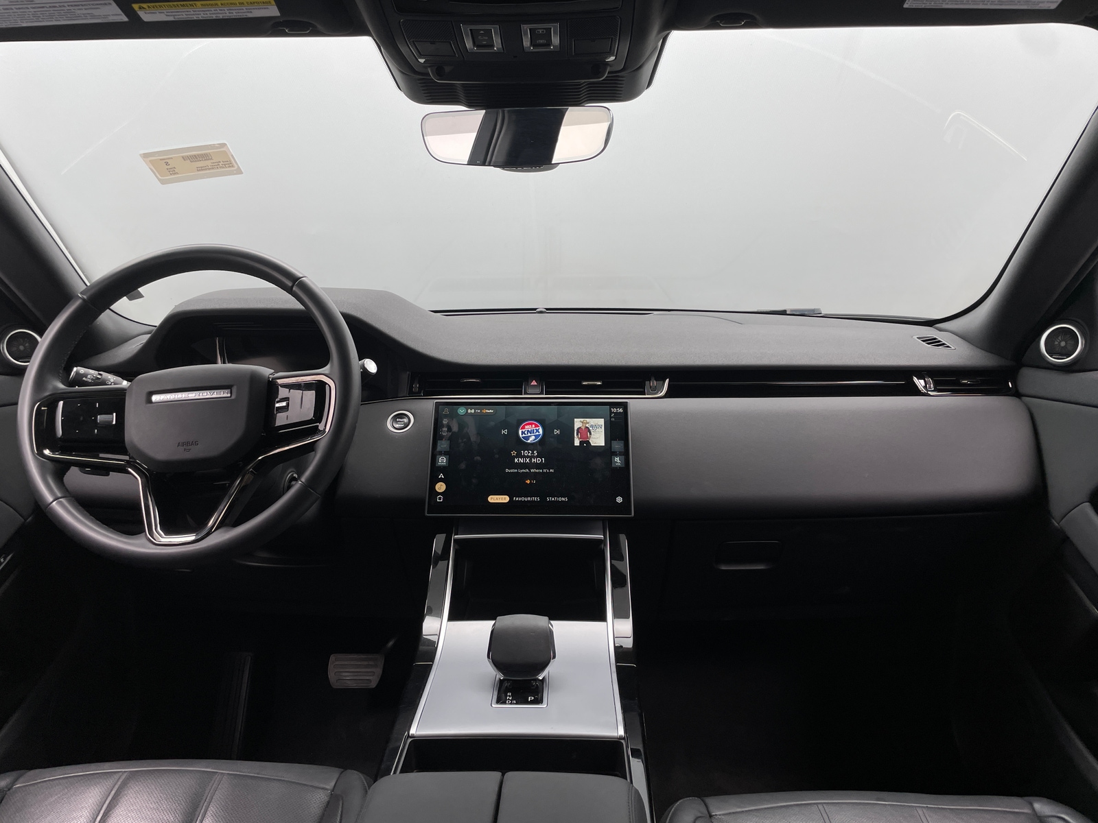 Thumbnail: 2024 Land Rover Range Rover Evoque - 3